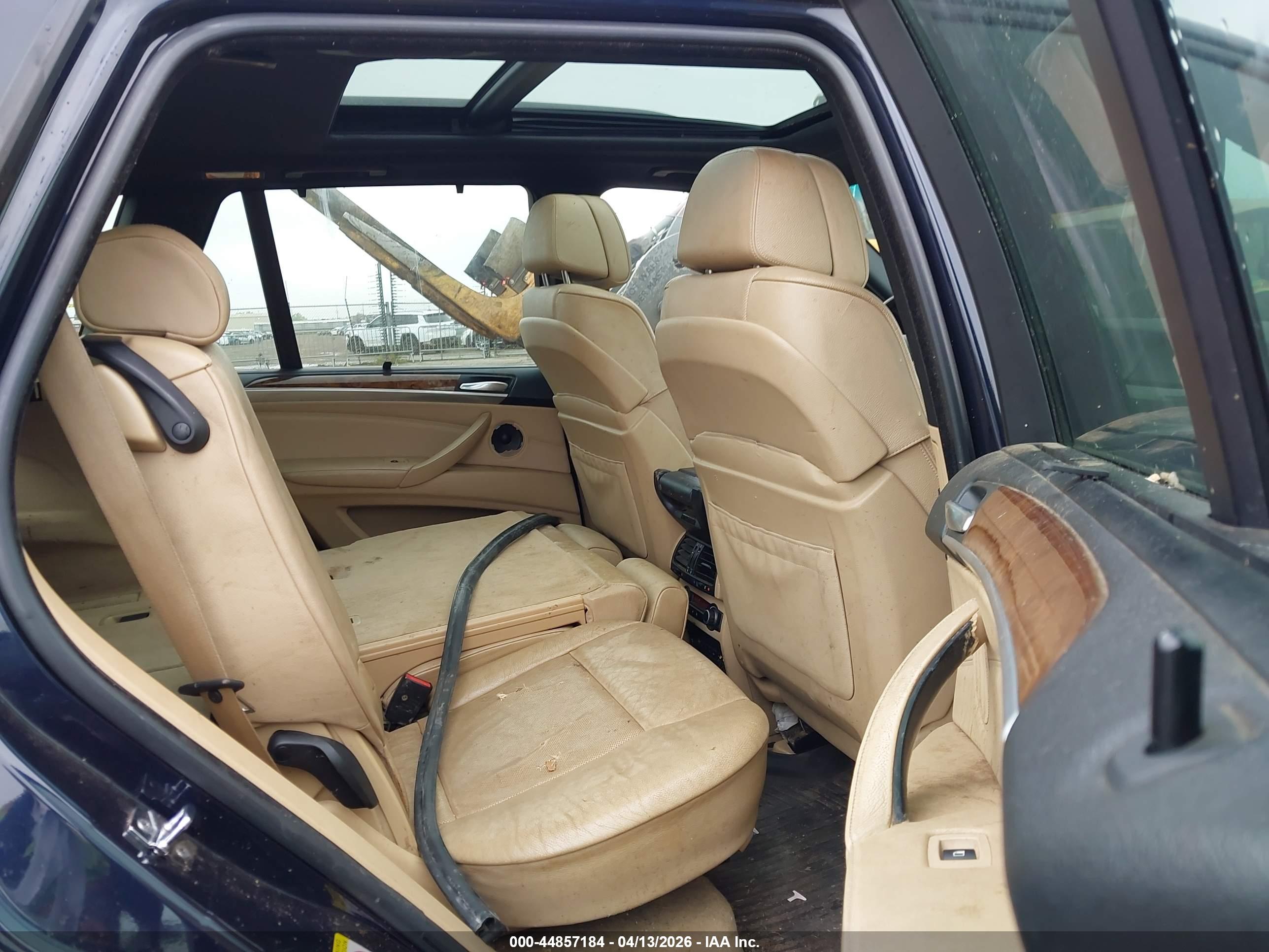 BMW X5 image 8