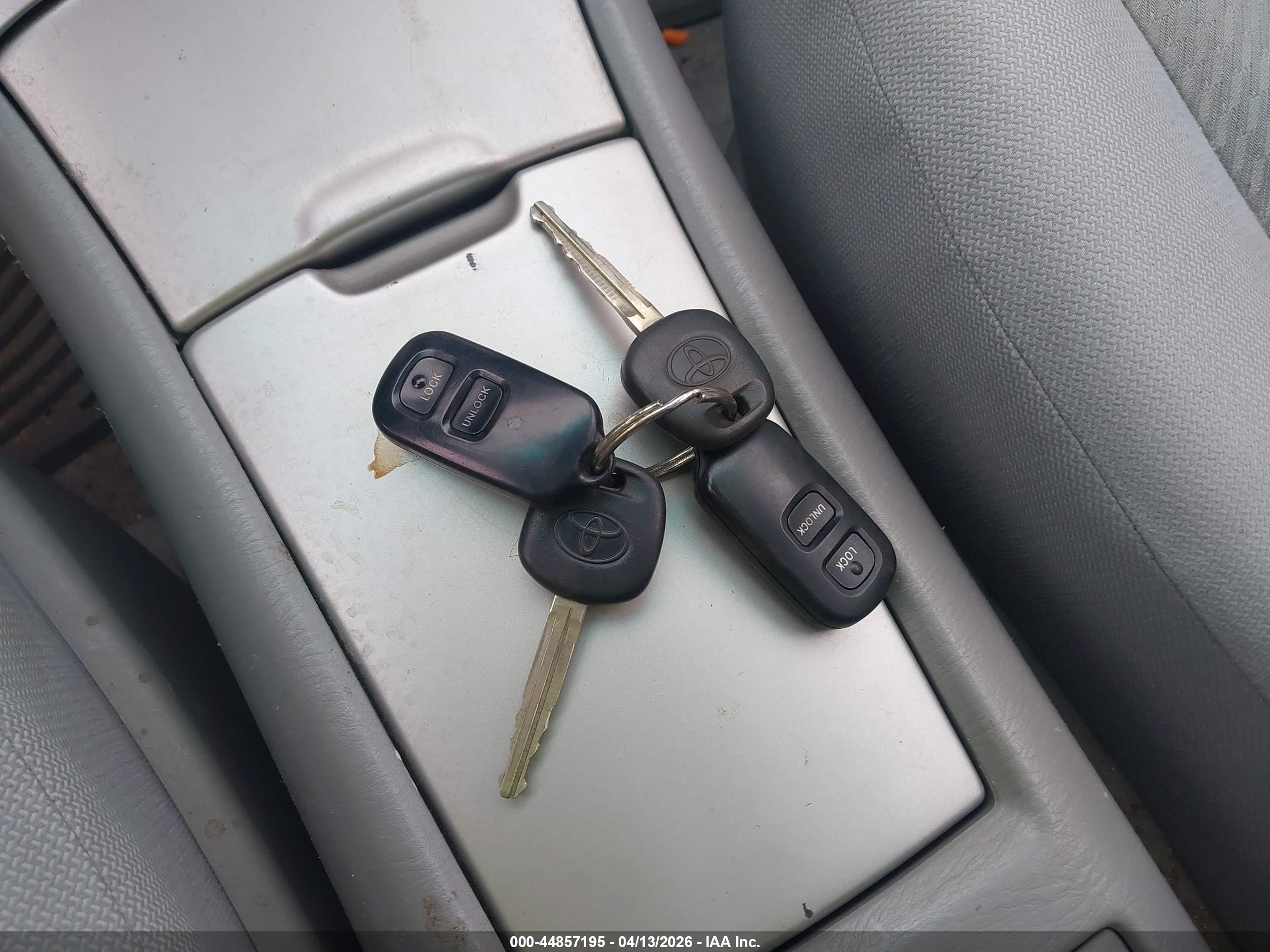 TOYOTA HIGHLANDER image 11