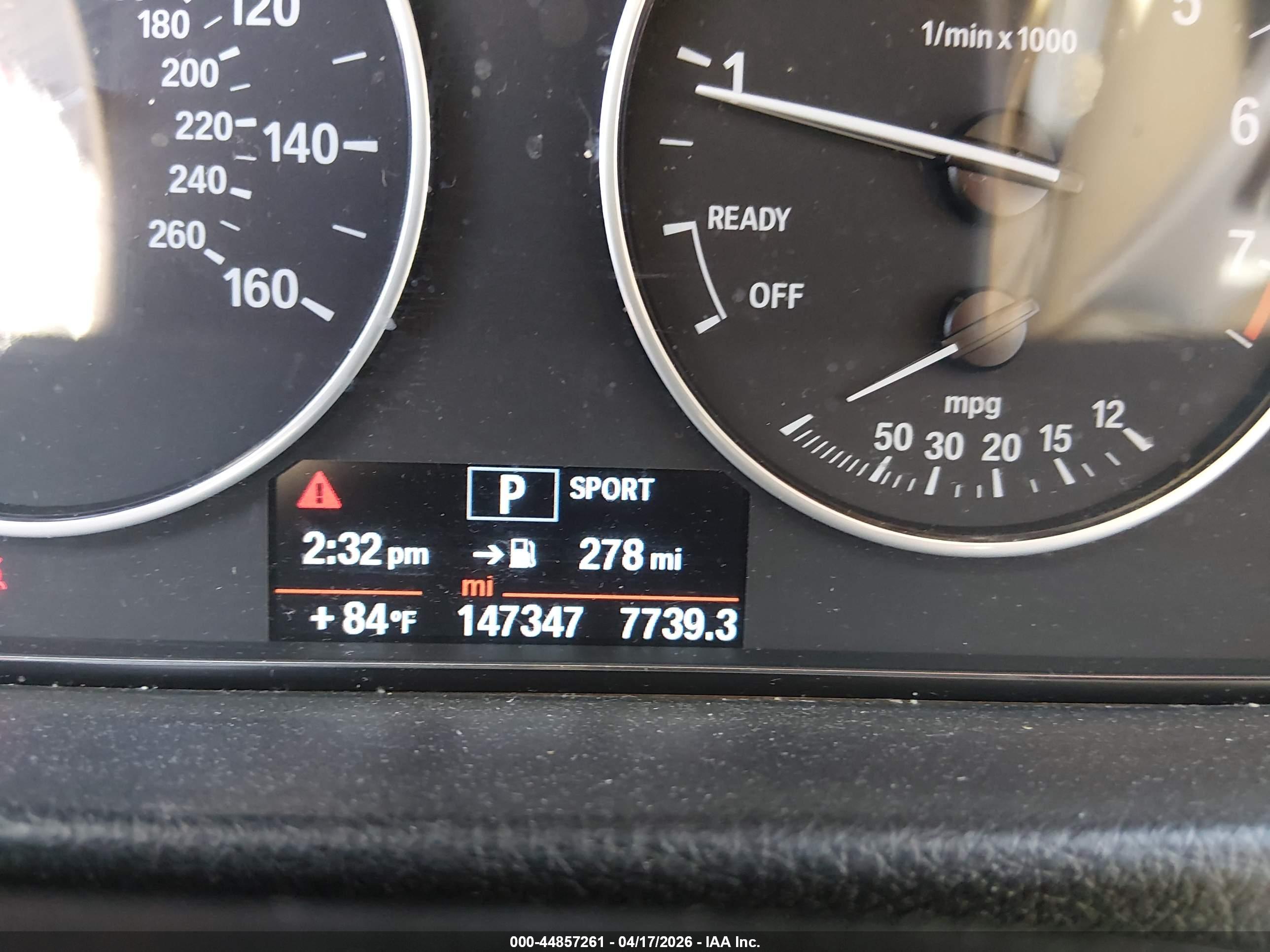 BMW 320I image 7