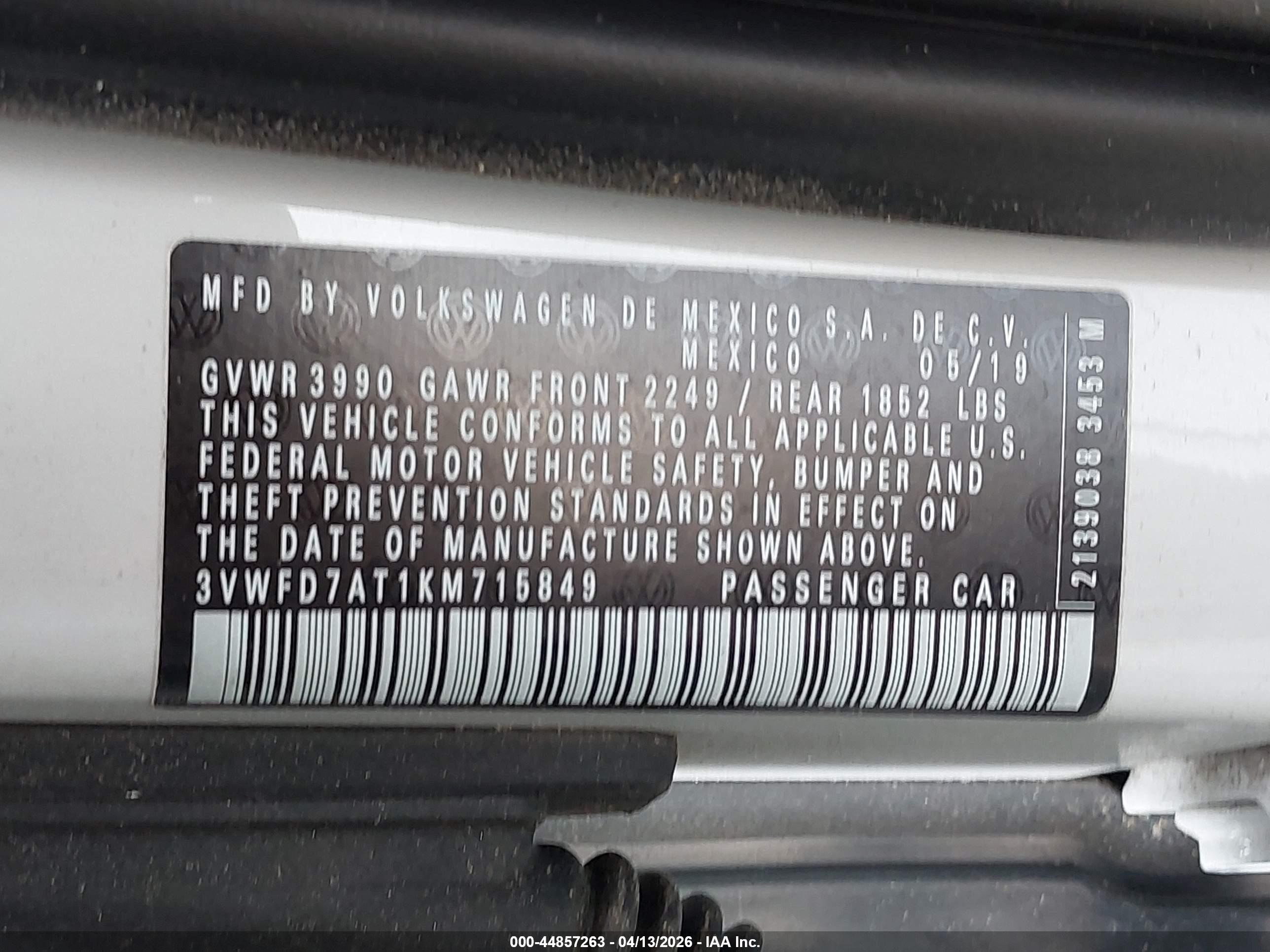 VOLKSWAGEN BEETLE image 9