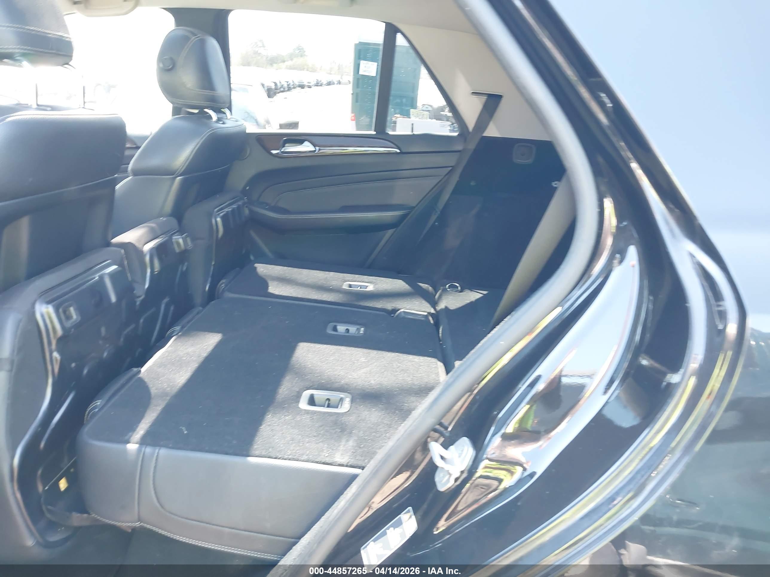 MERCEDES-BENZ ML image 8