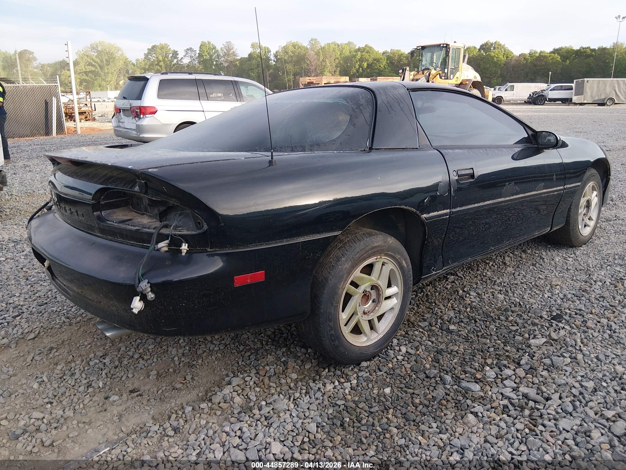 CHEVROLET CAMARO image 4