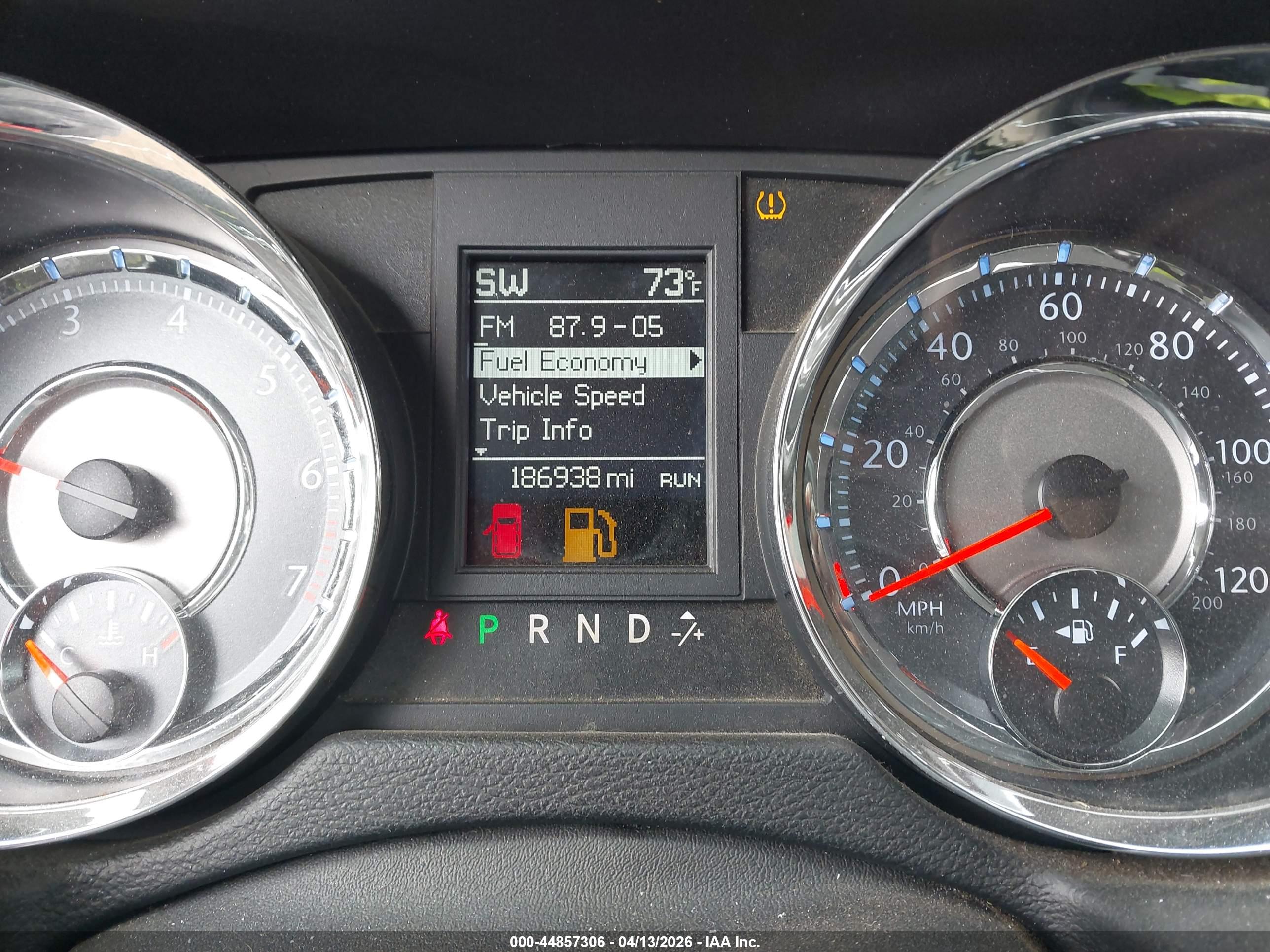 CHRYSLER TOWN image 7