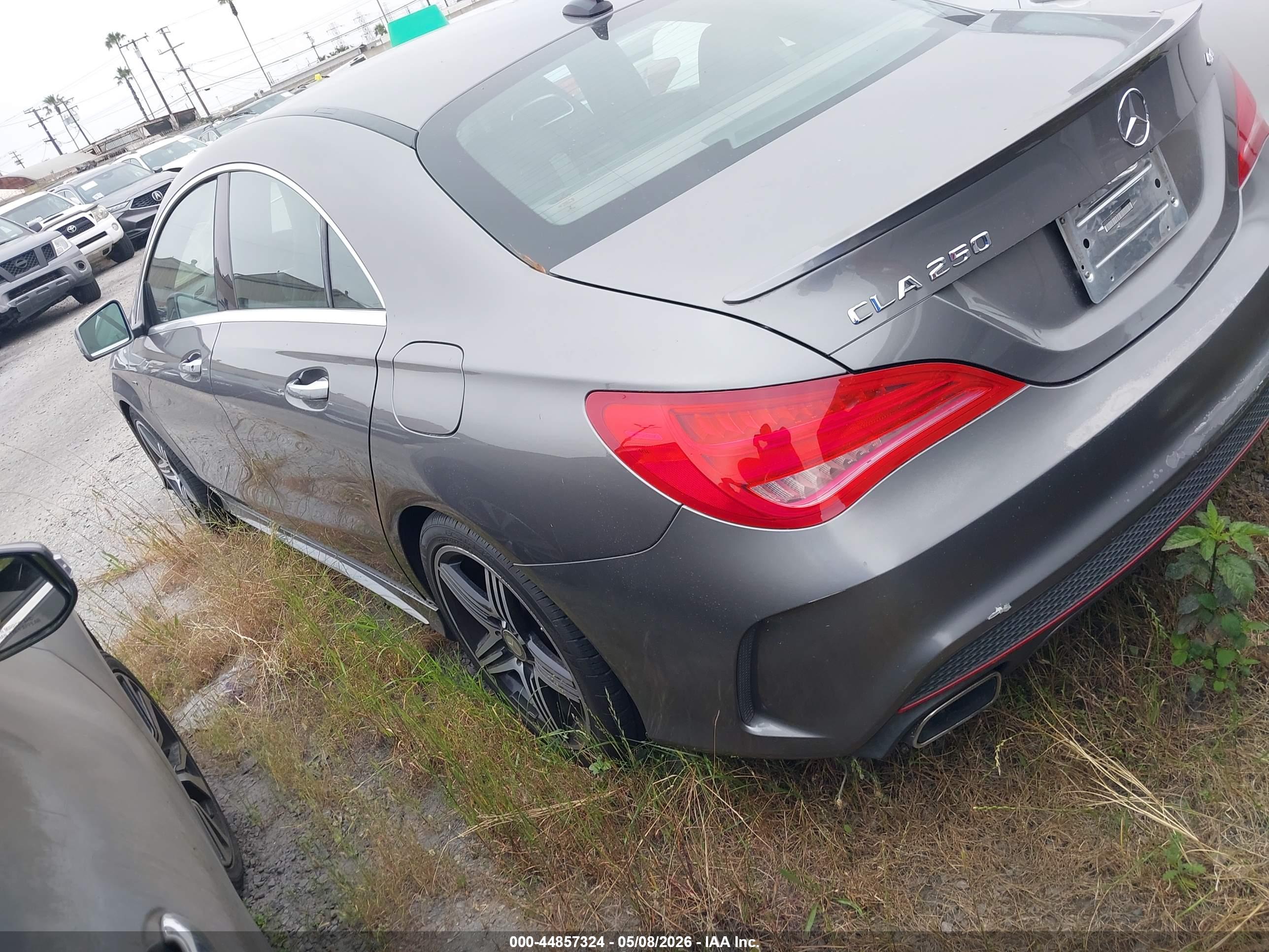 MERCEDES-BENZ CLA image 3