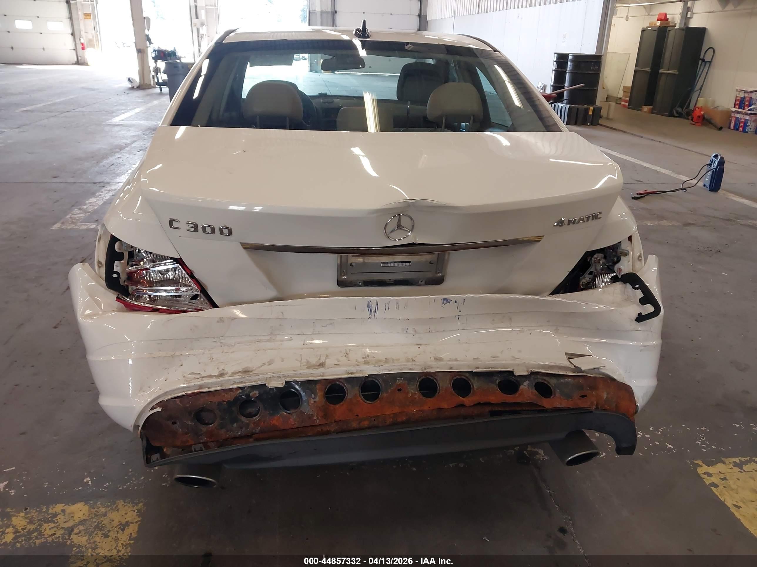 MERCEDES-BENZ C image 6