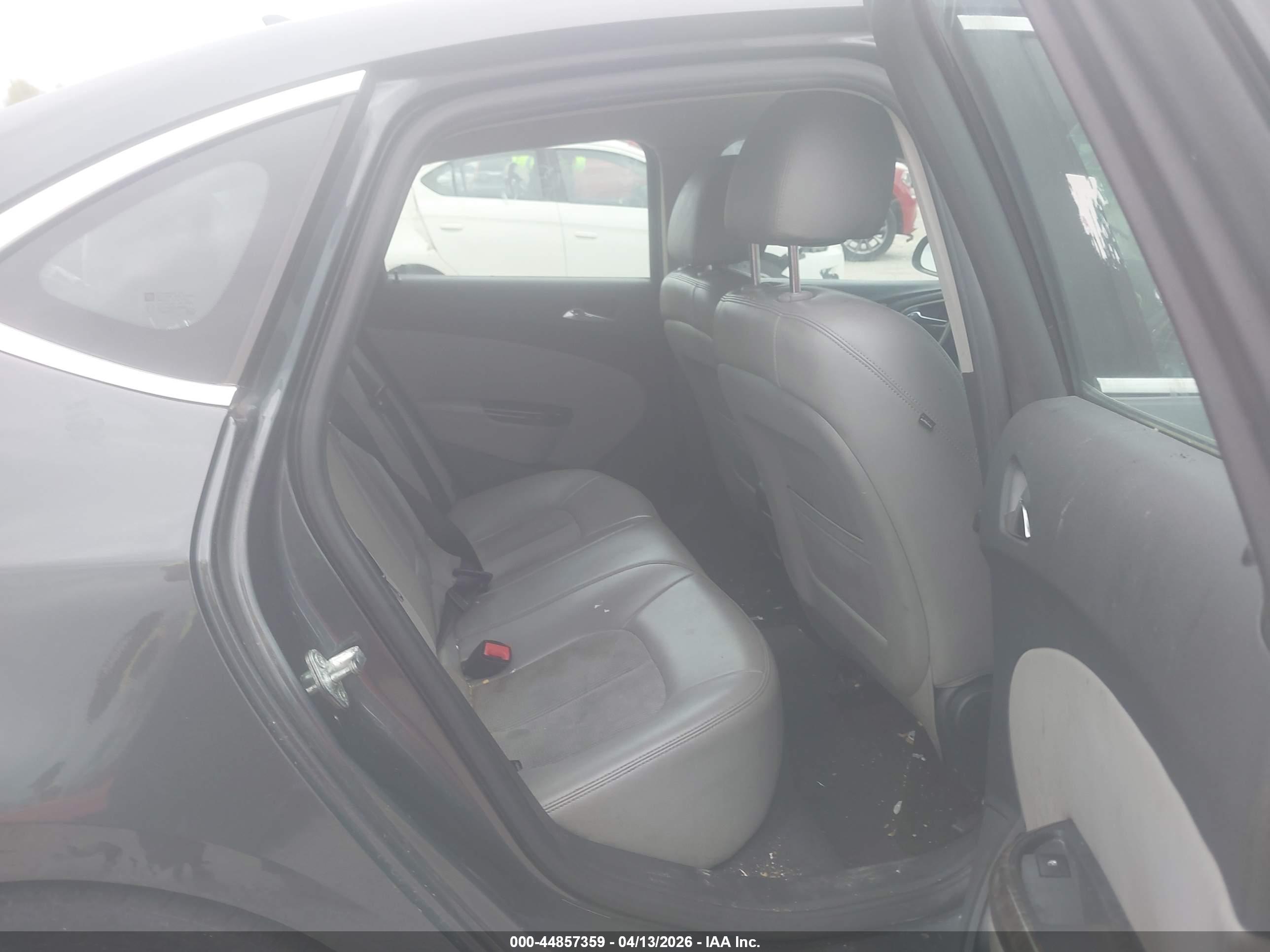 BUICK VERANO image 8