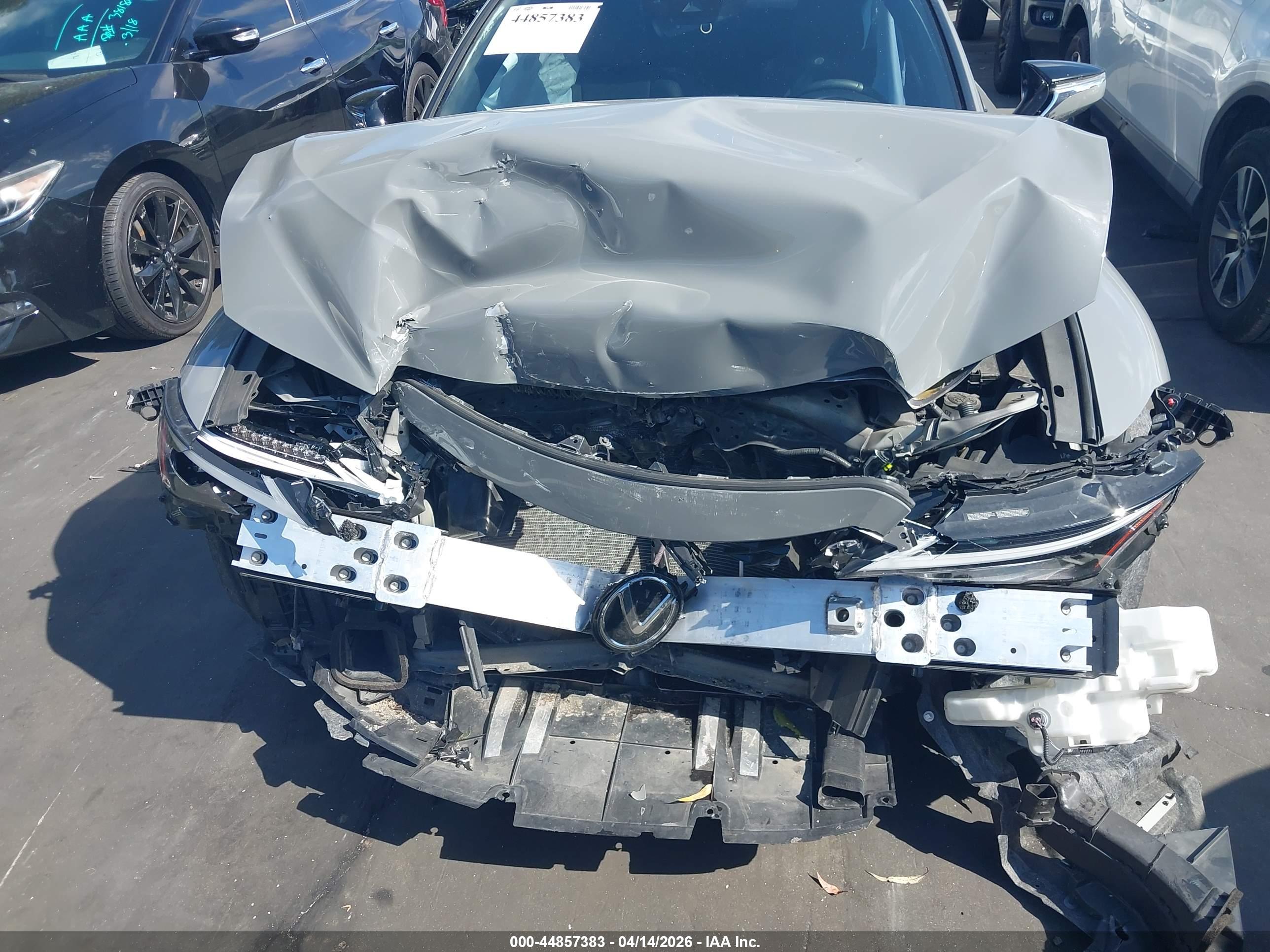 LEXUS IS image 6