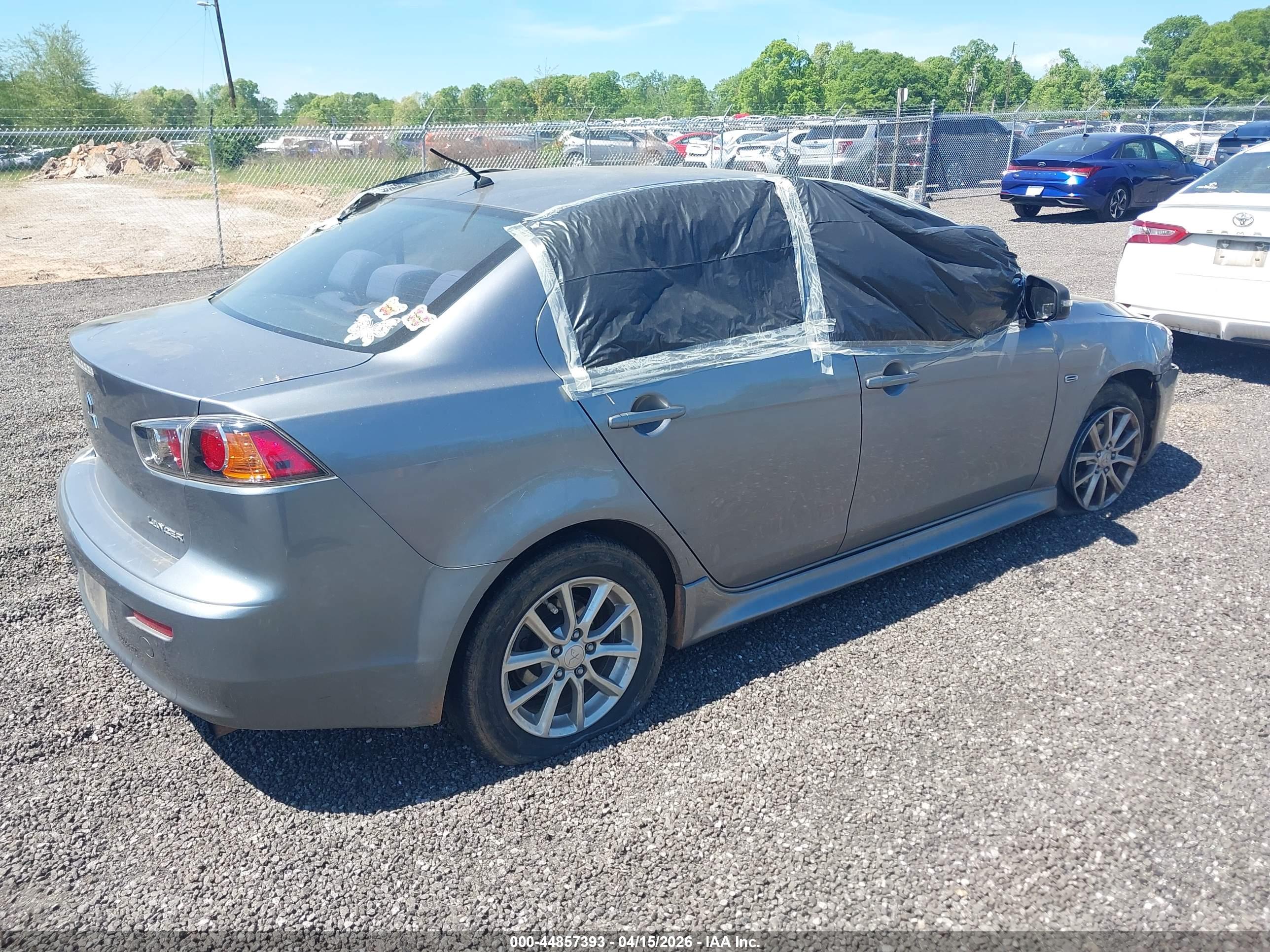 MITSUBISHI LANCER image 4