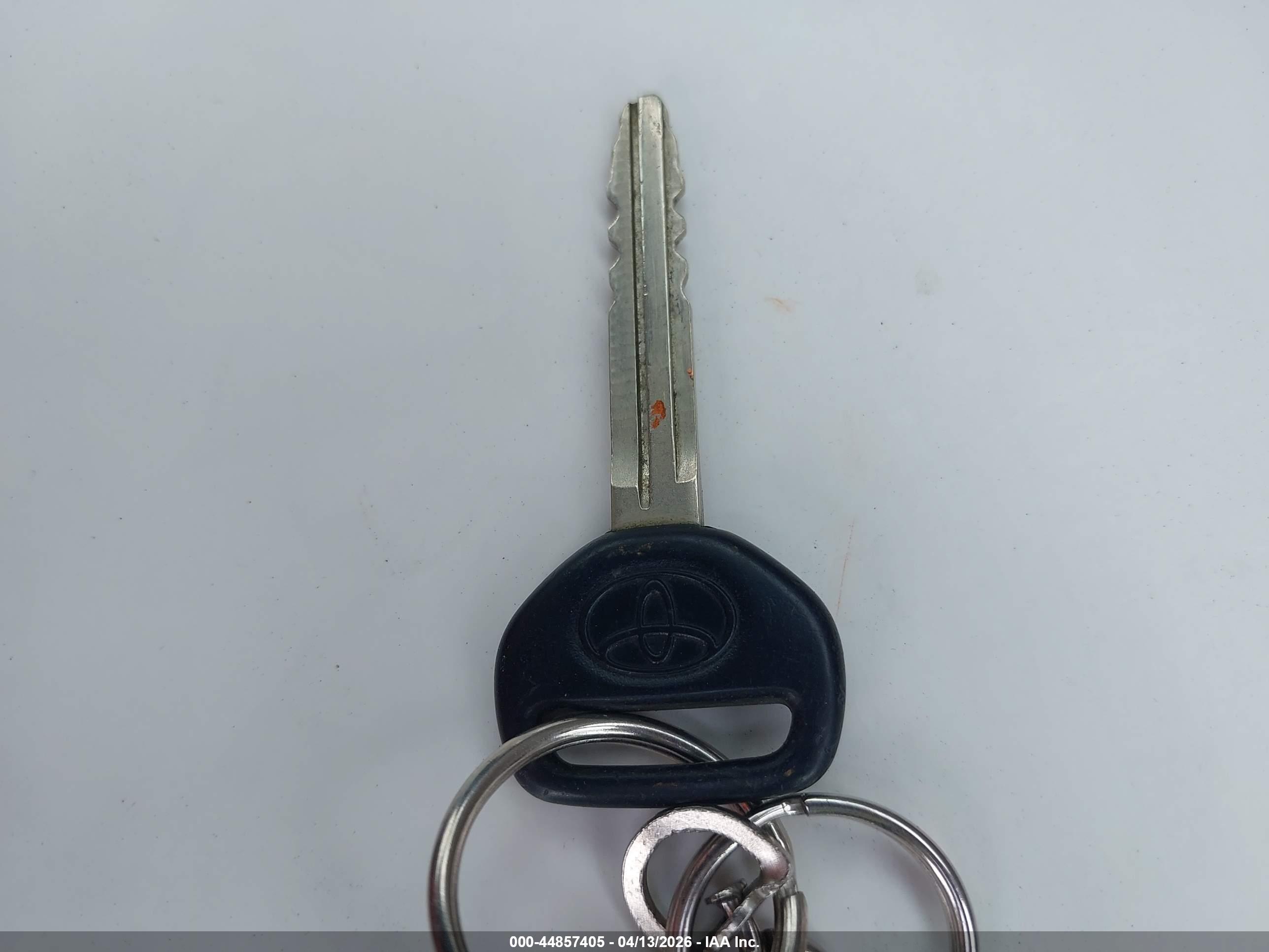 TOYOTA RAV4 image 11