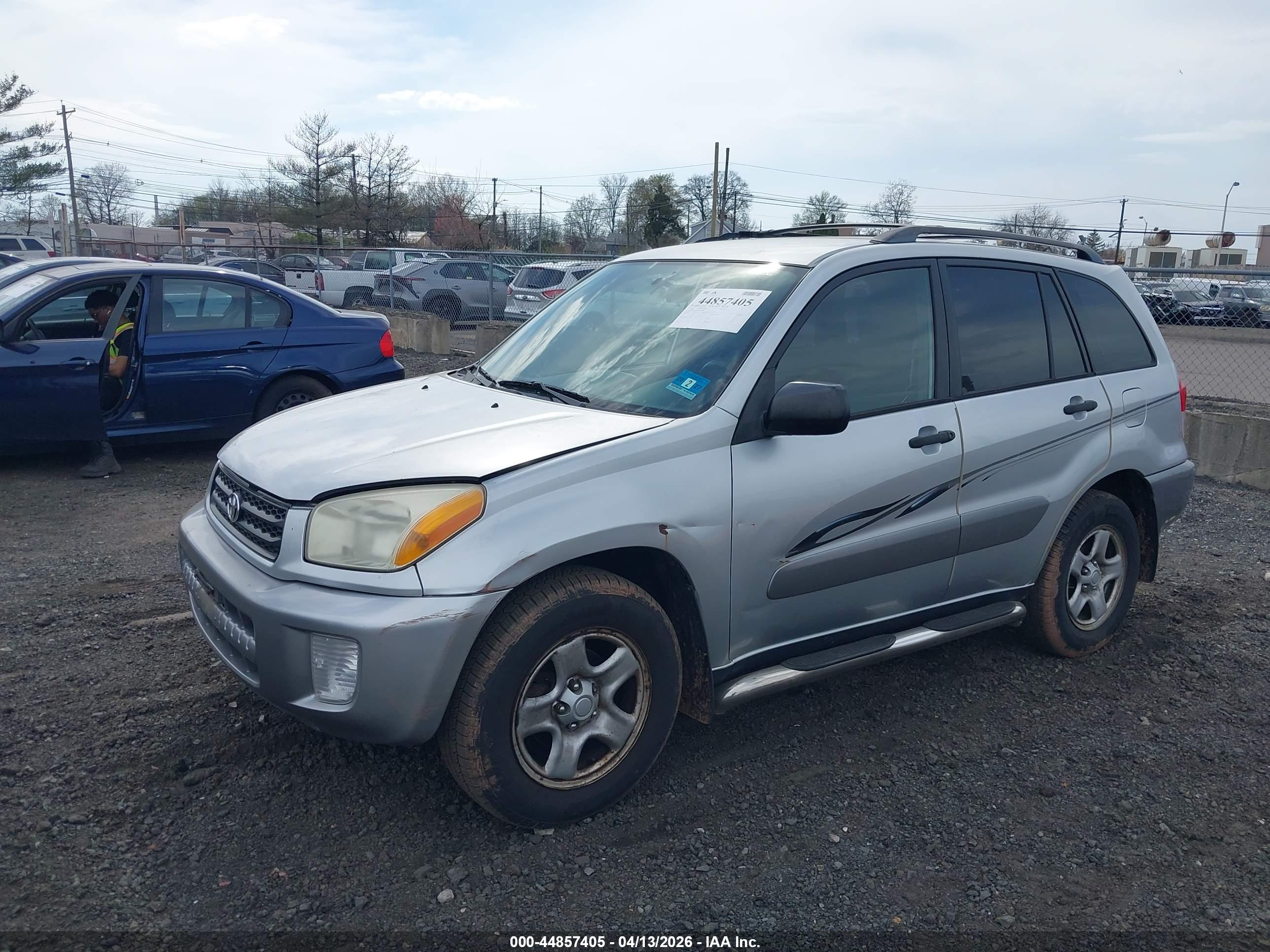TOYOTA RAV4 image 6