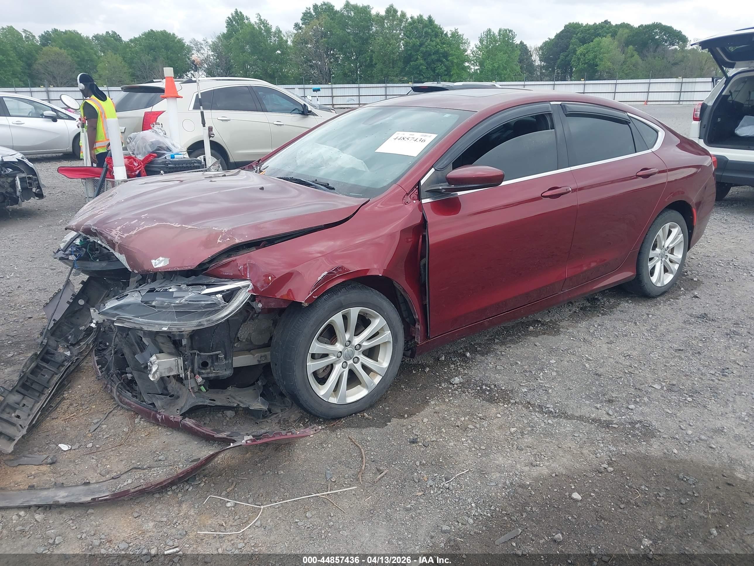 CHRYSLER 200 image 2