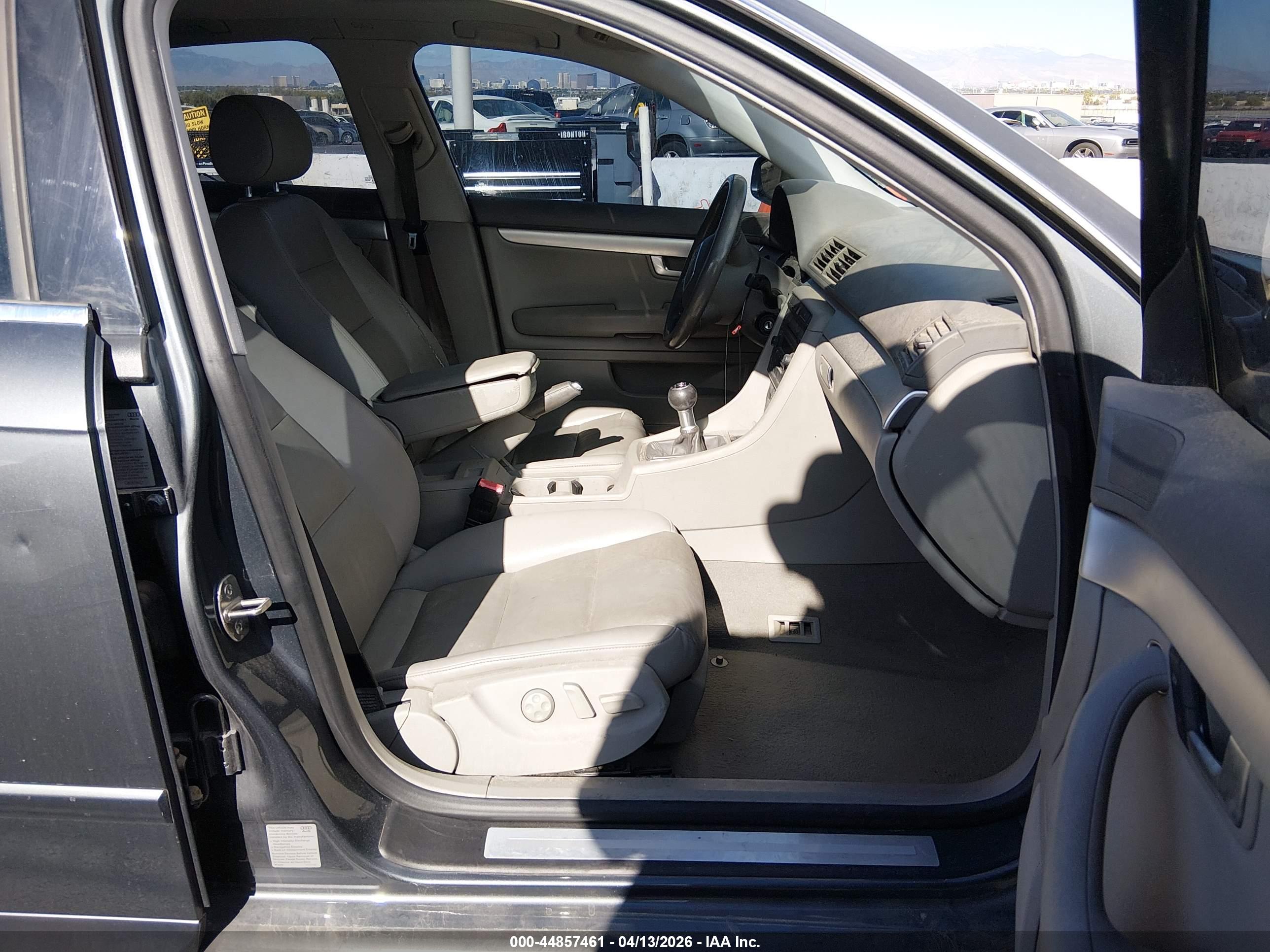 AUDI A4 image 5