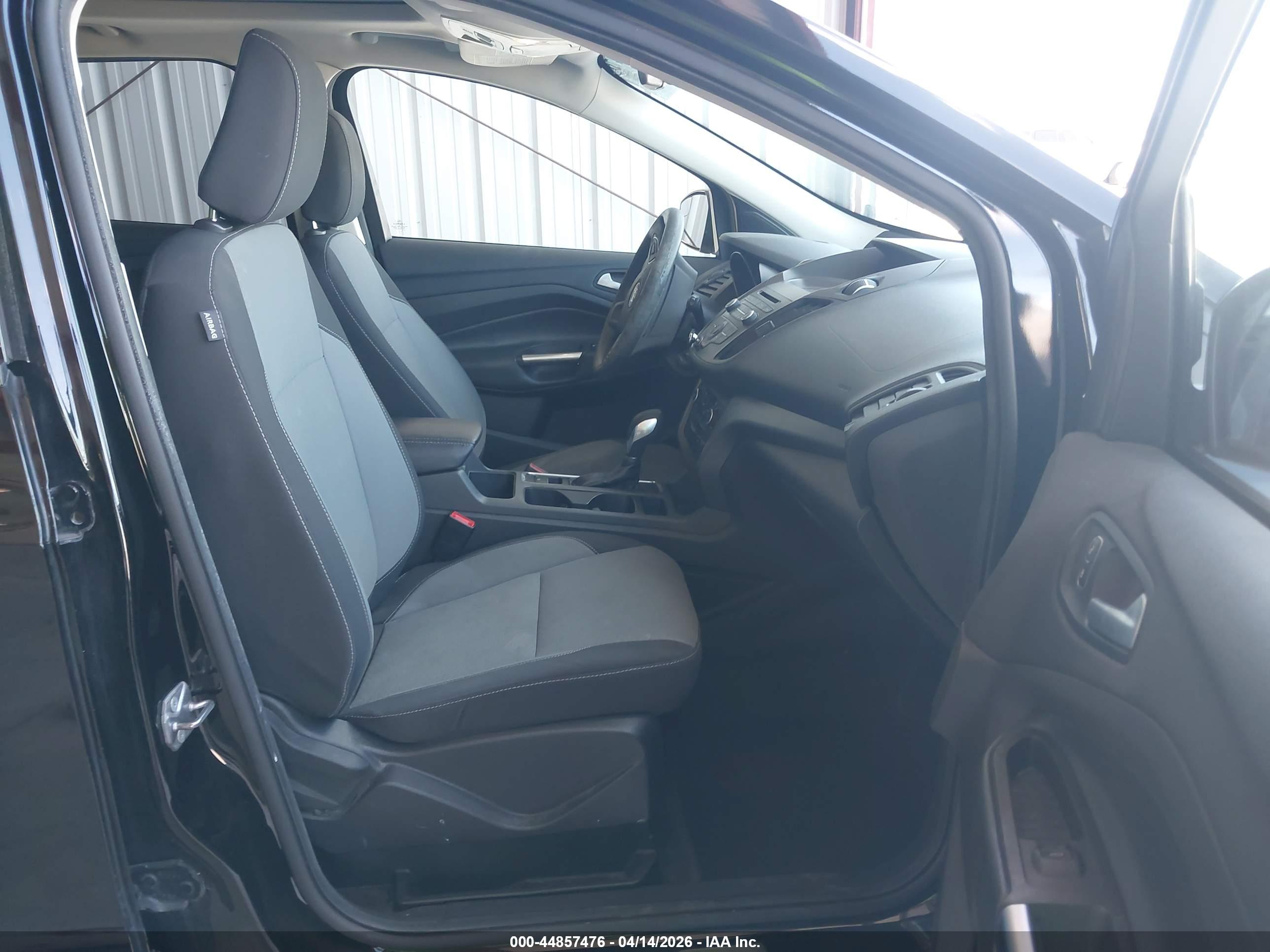 FORD ESCAPE image 5