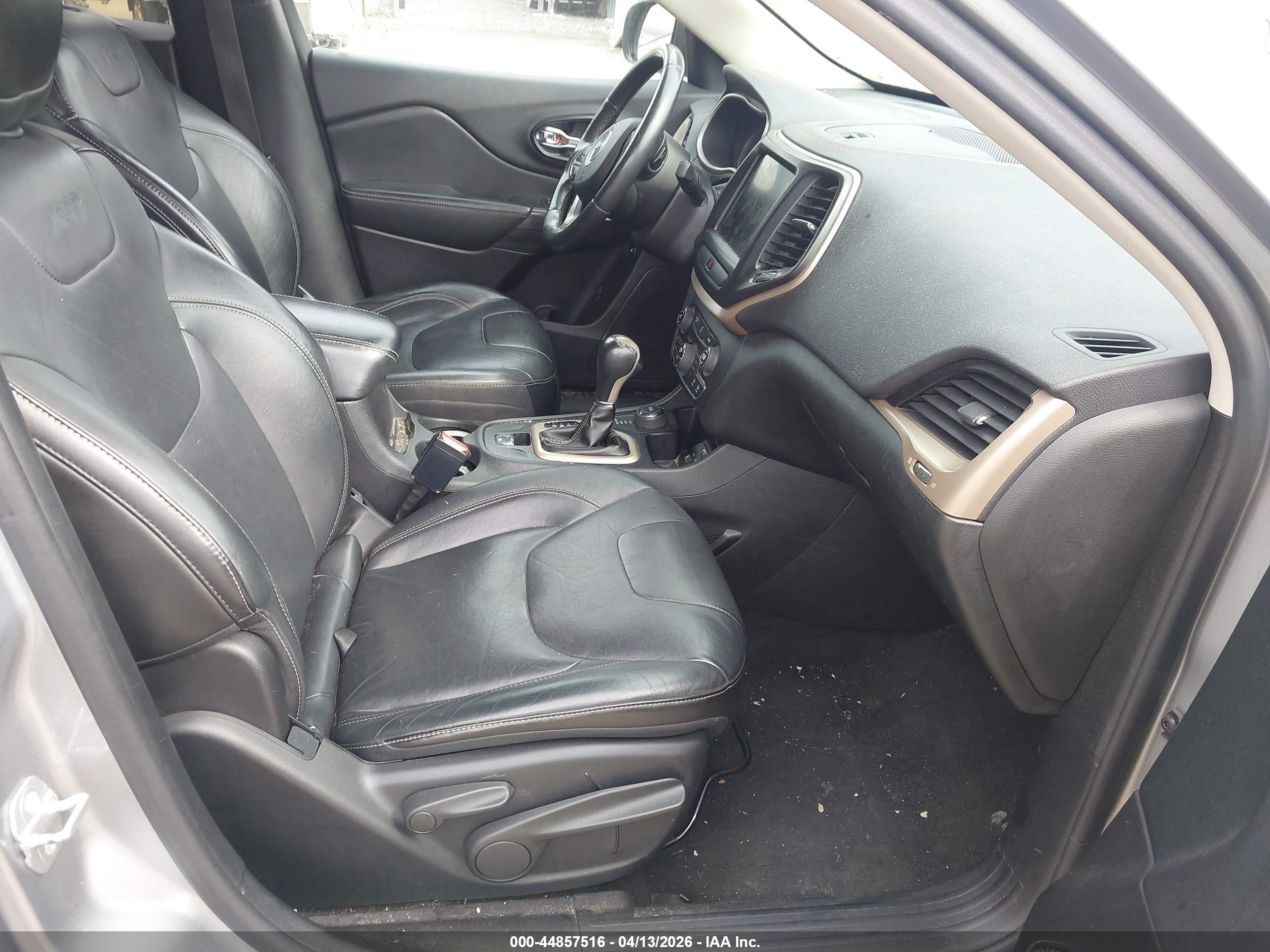 JEEP CHEROKEE image 5