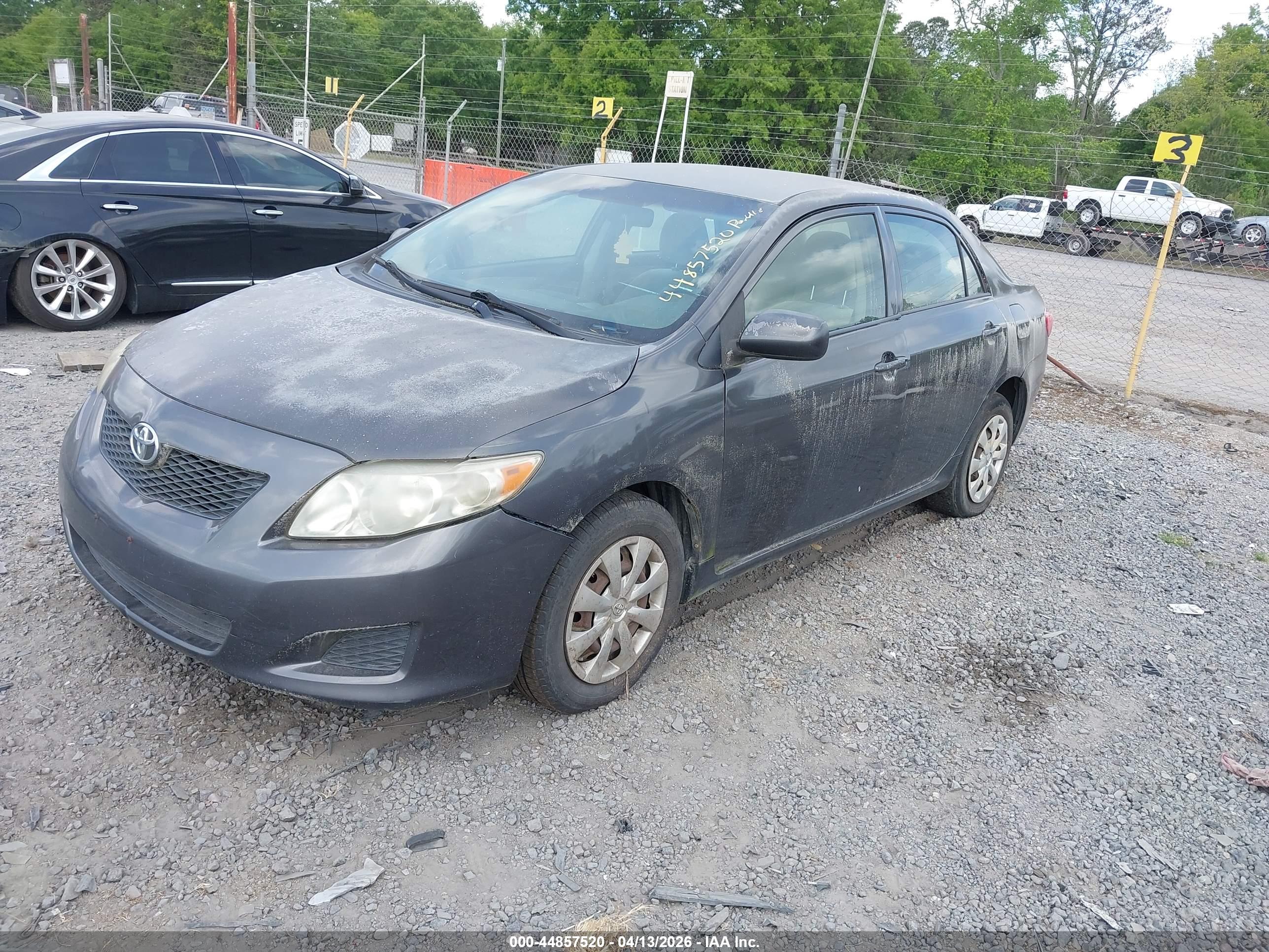 TOYOTA COROLLA image 2