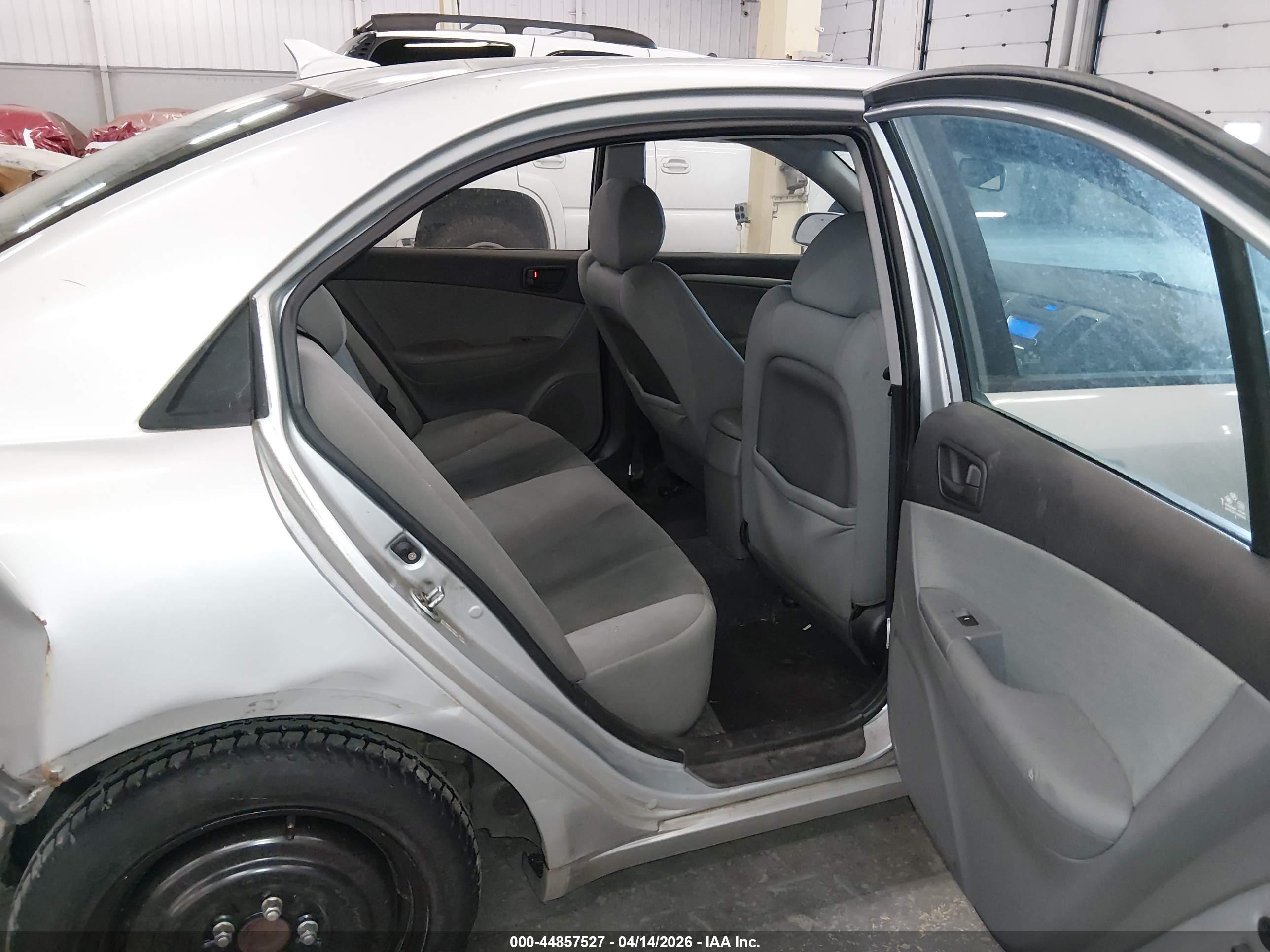 HYUNDAI SONATA image 8