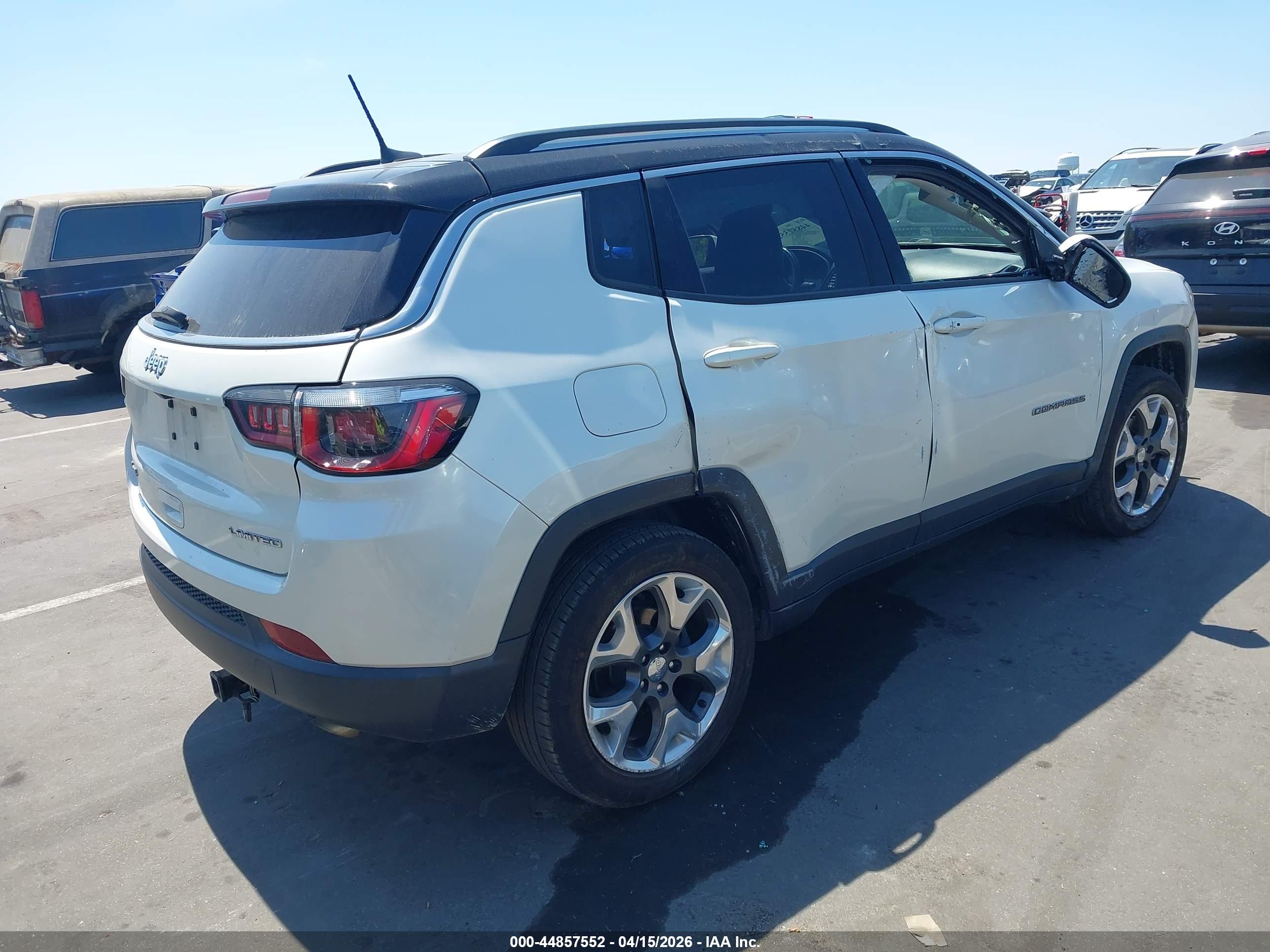 JEEP COMPASS image 4