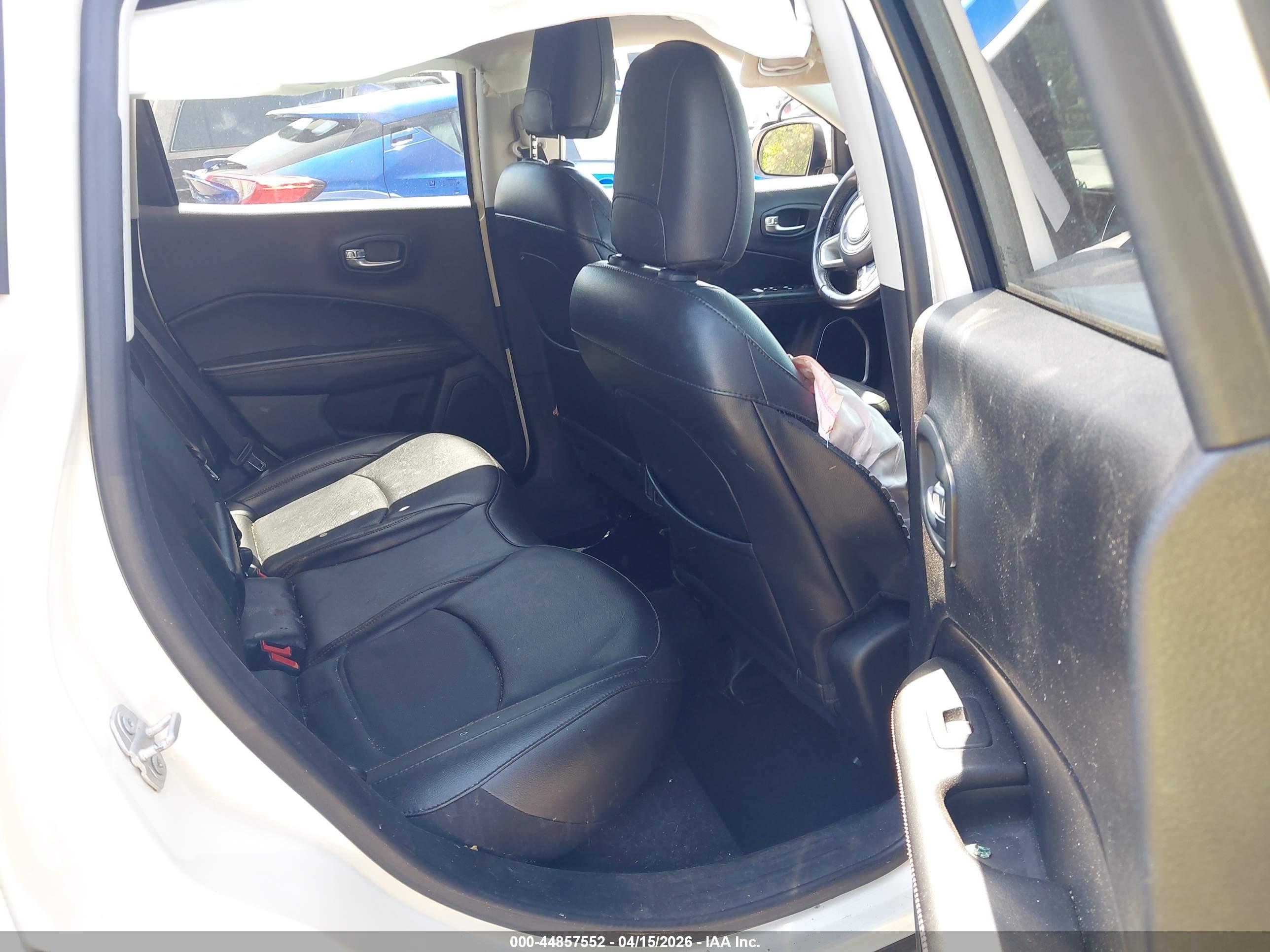 JEEP COMPASS image 8