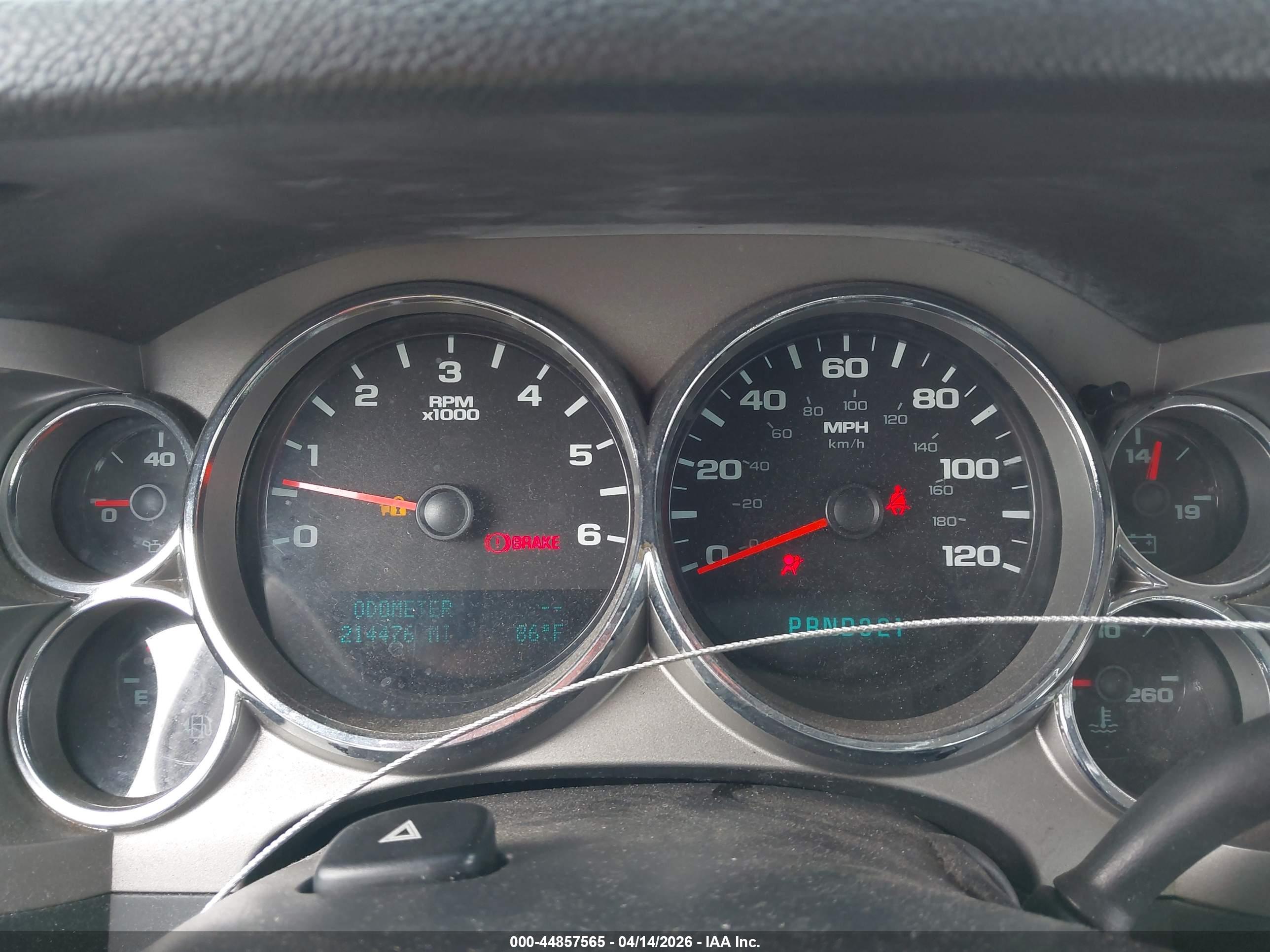 CHEVROLET SILVERADO image 7