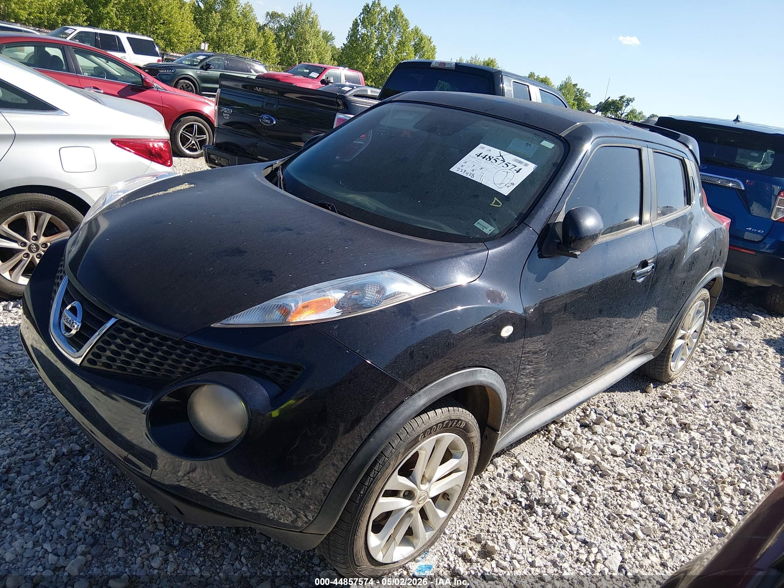 NISSAN JUKE image 2