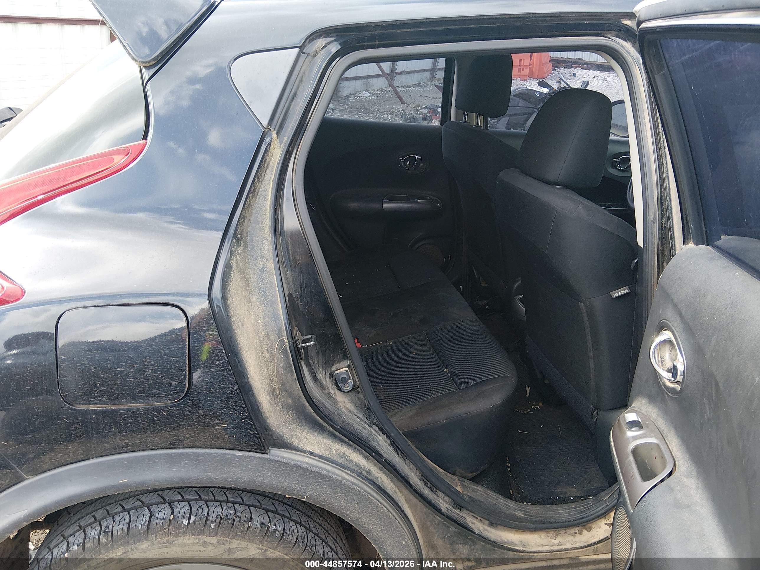 NISSAN JUKE image 8