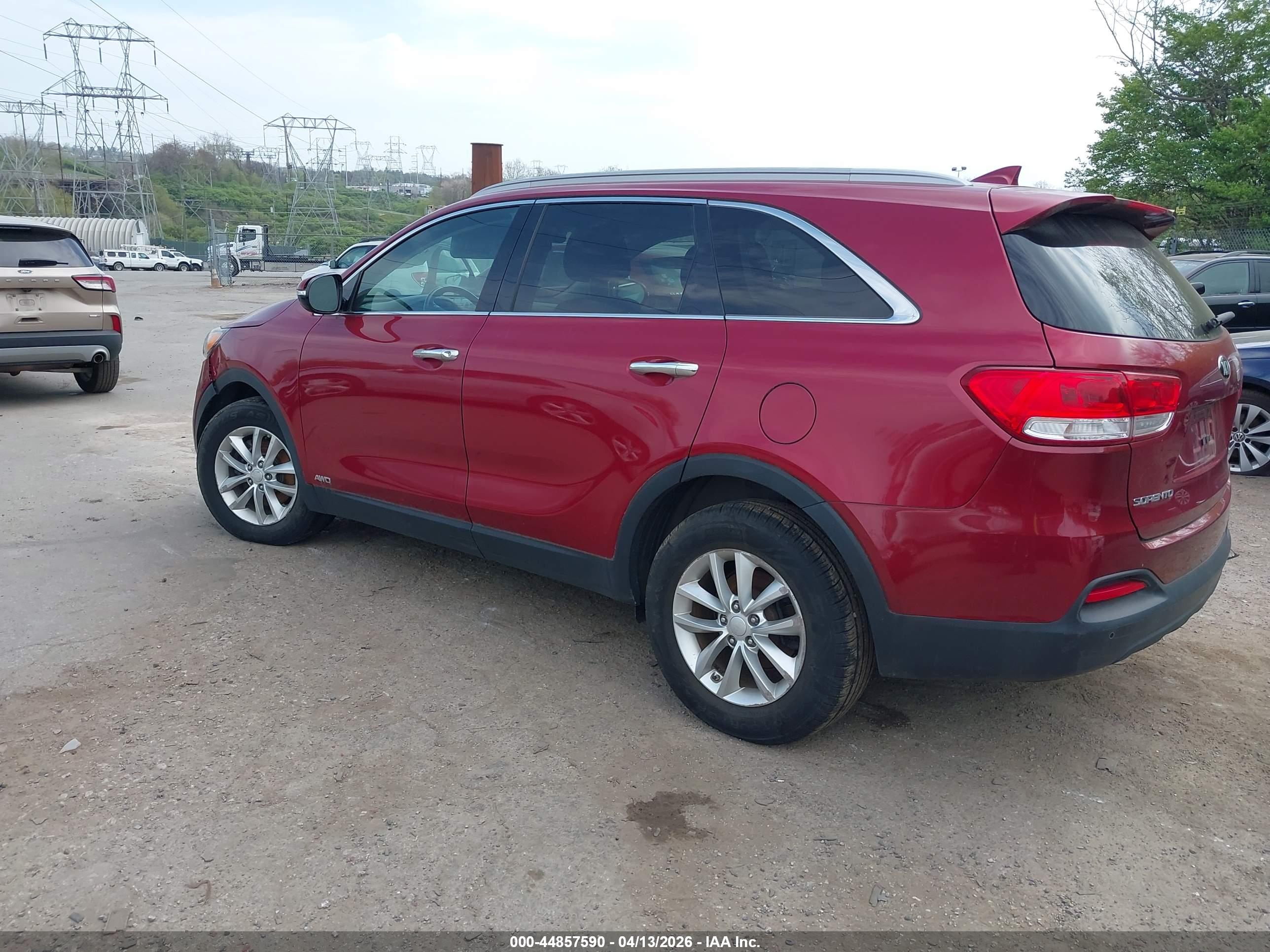 KIA SORENTO image 3