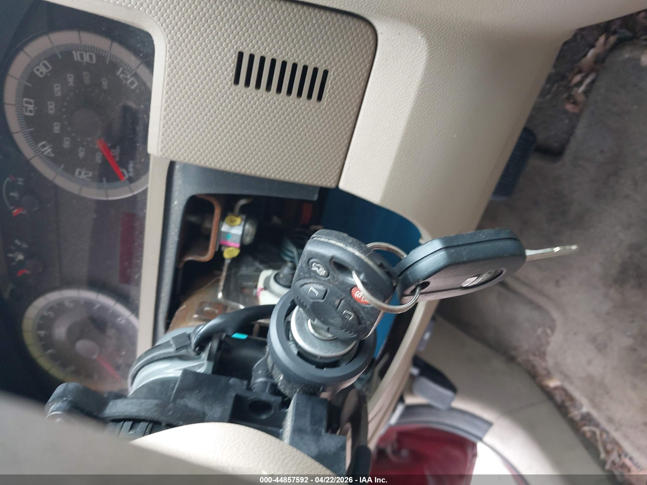 FORD ESCAPE image 6