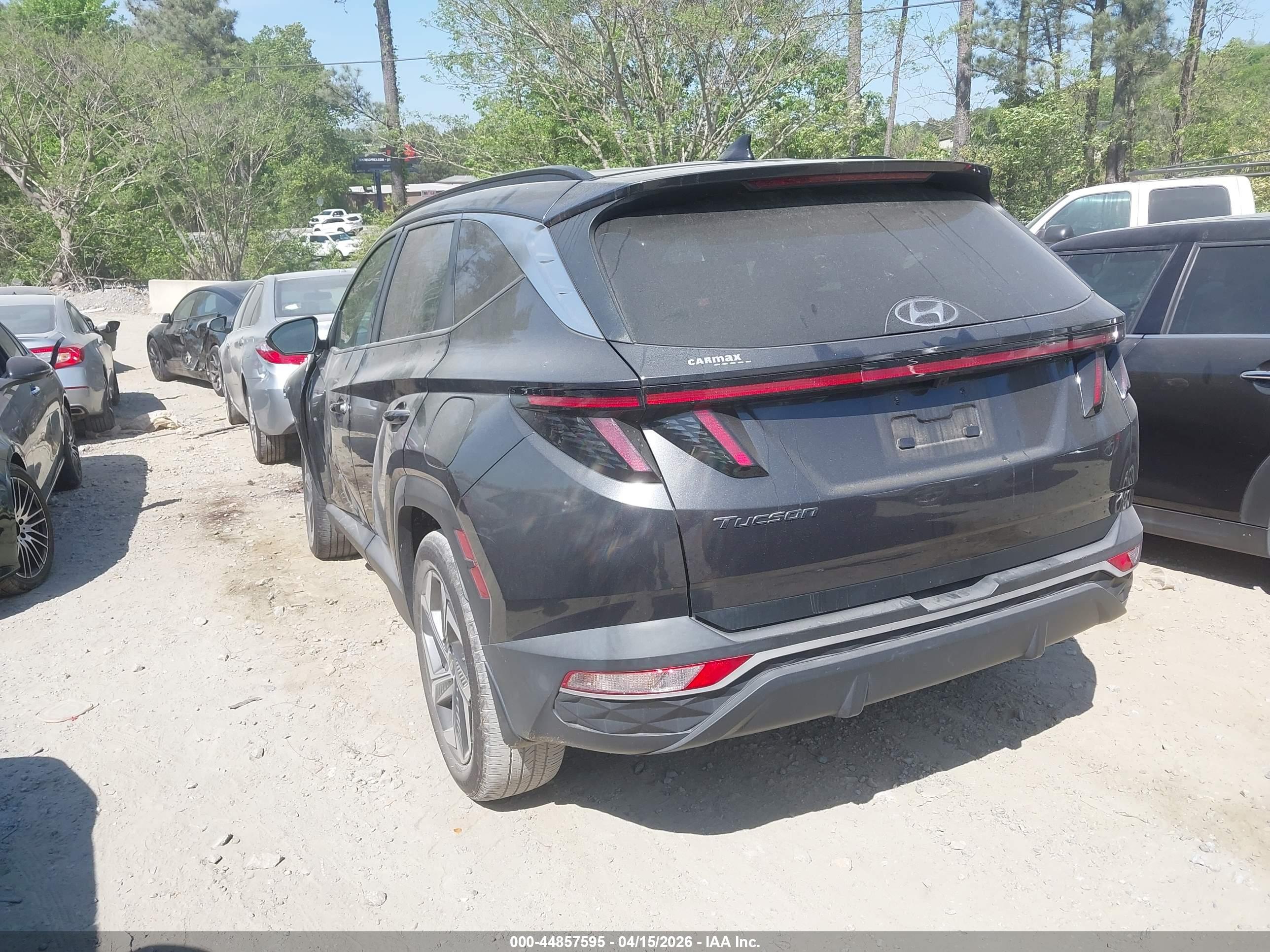 HYUNDAI TUCSON image 3
