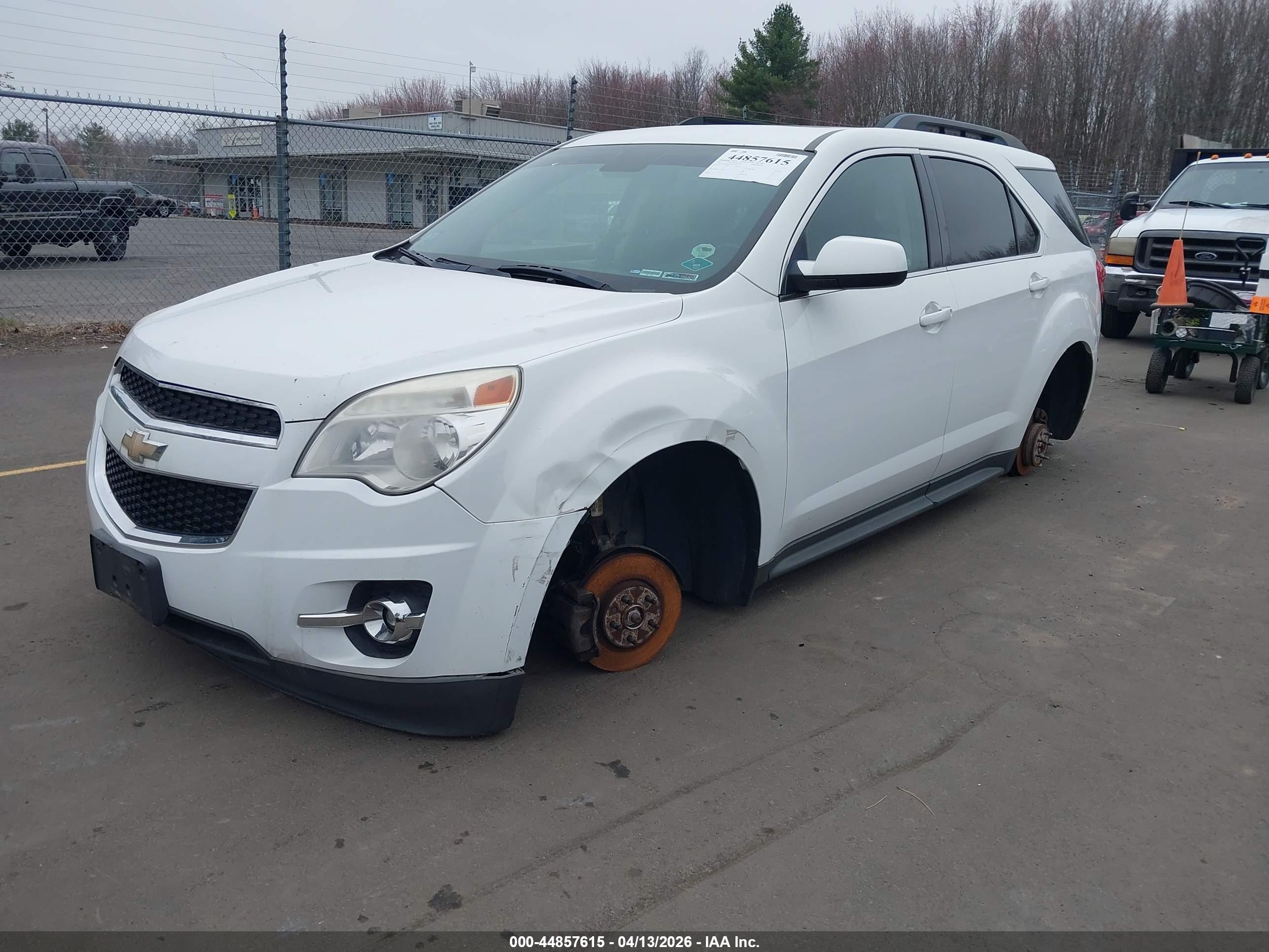 CHEVROLET EQUINOX image 2
