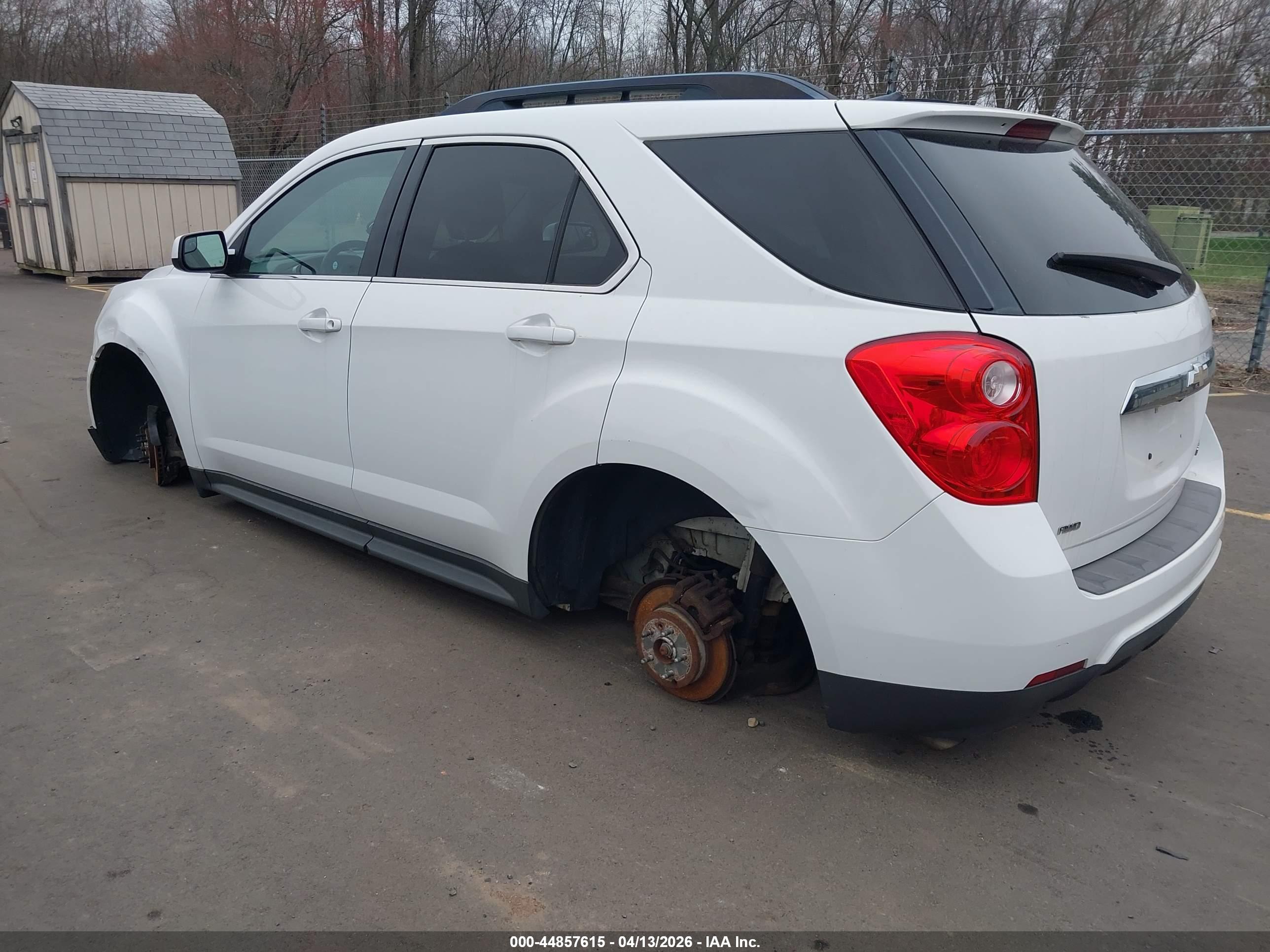 CHEVROLET EQUINOX image 3