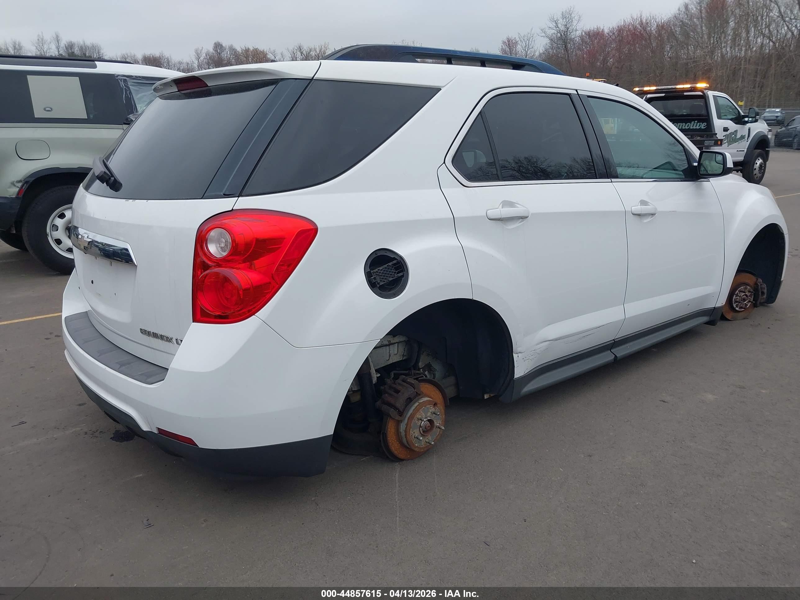 CHEVROLET EQUINOX image 4