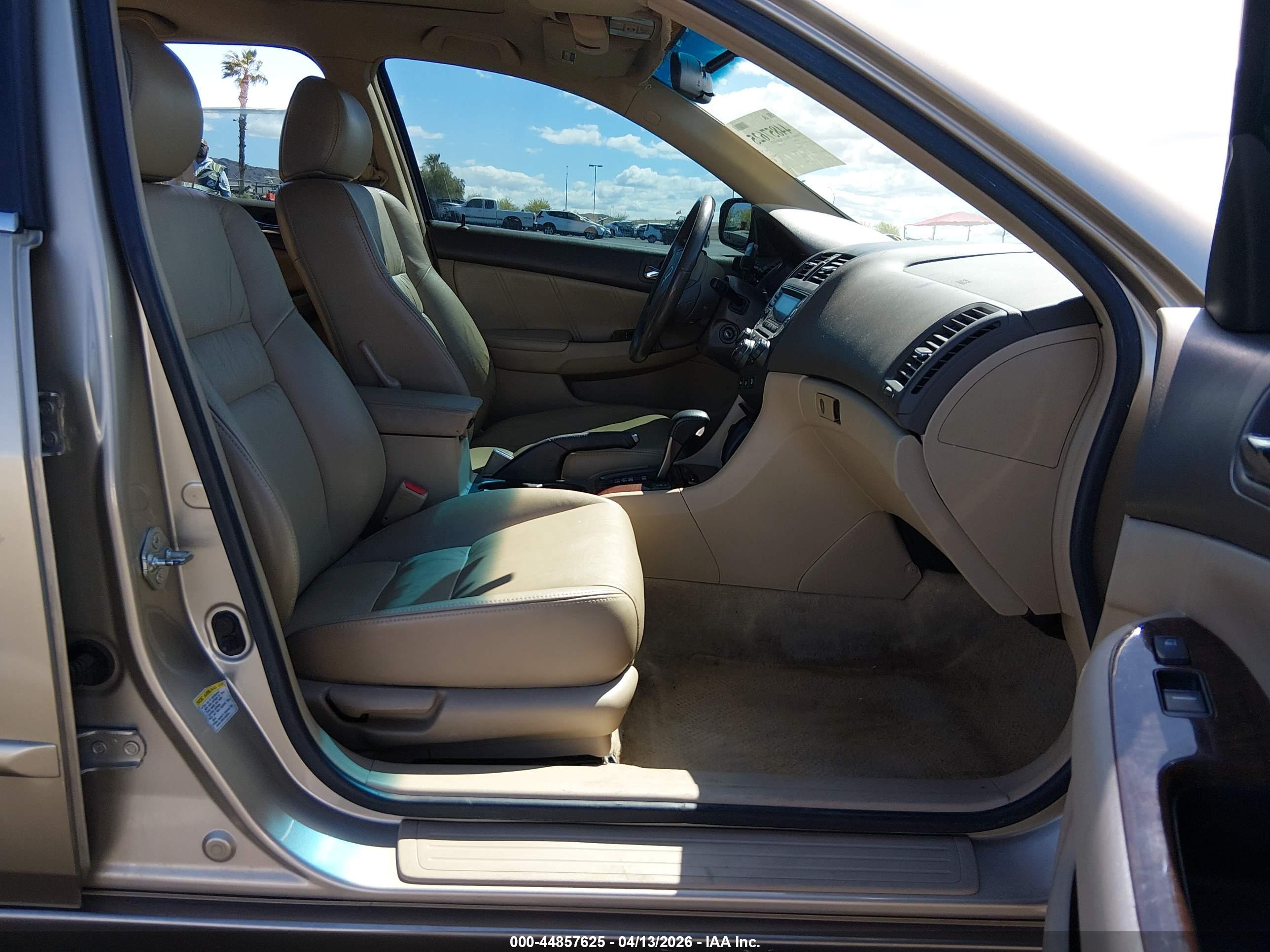 HONDA ACCORD image 5