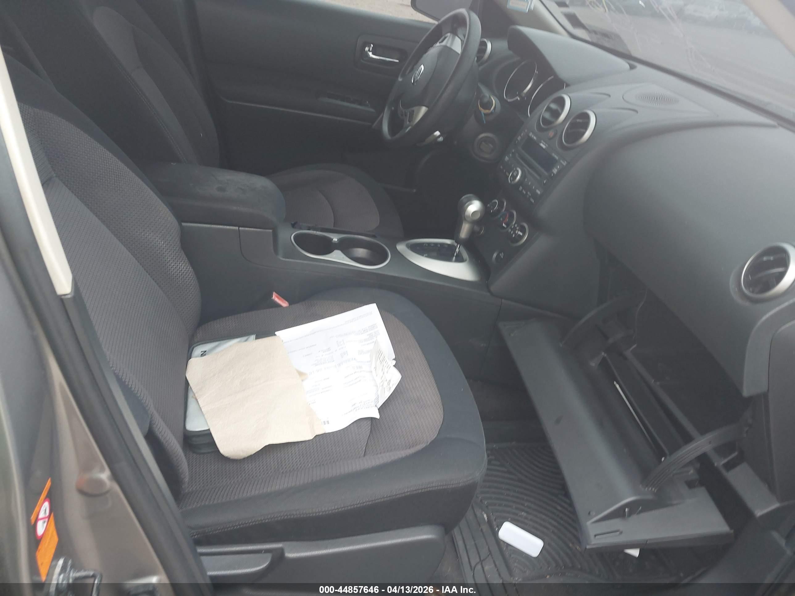 NISSAN ROGUE image 5