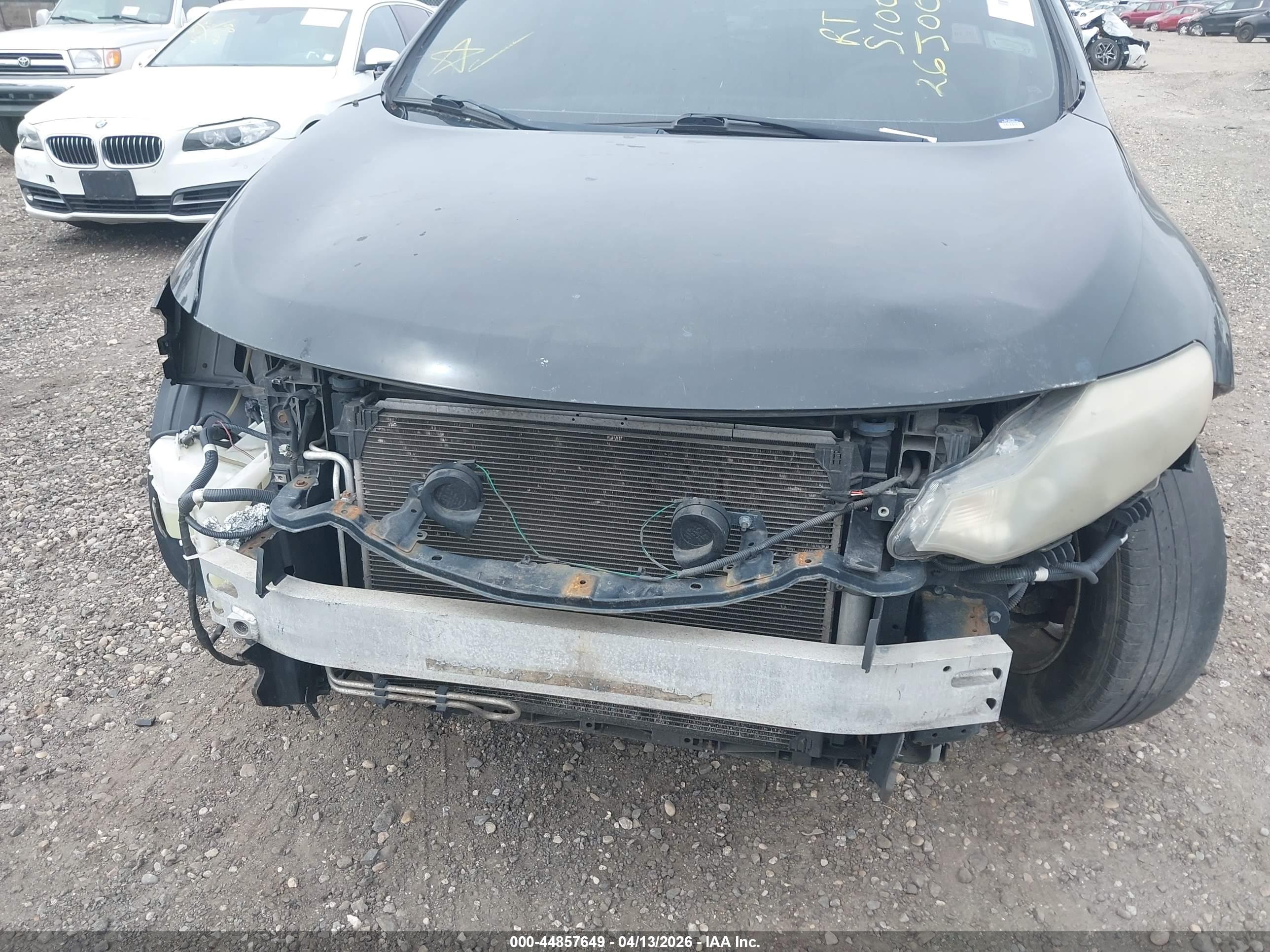 NISSAN MURANO image 6