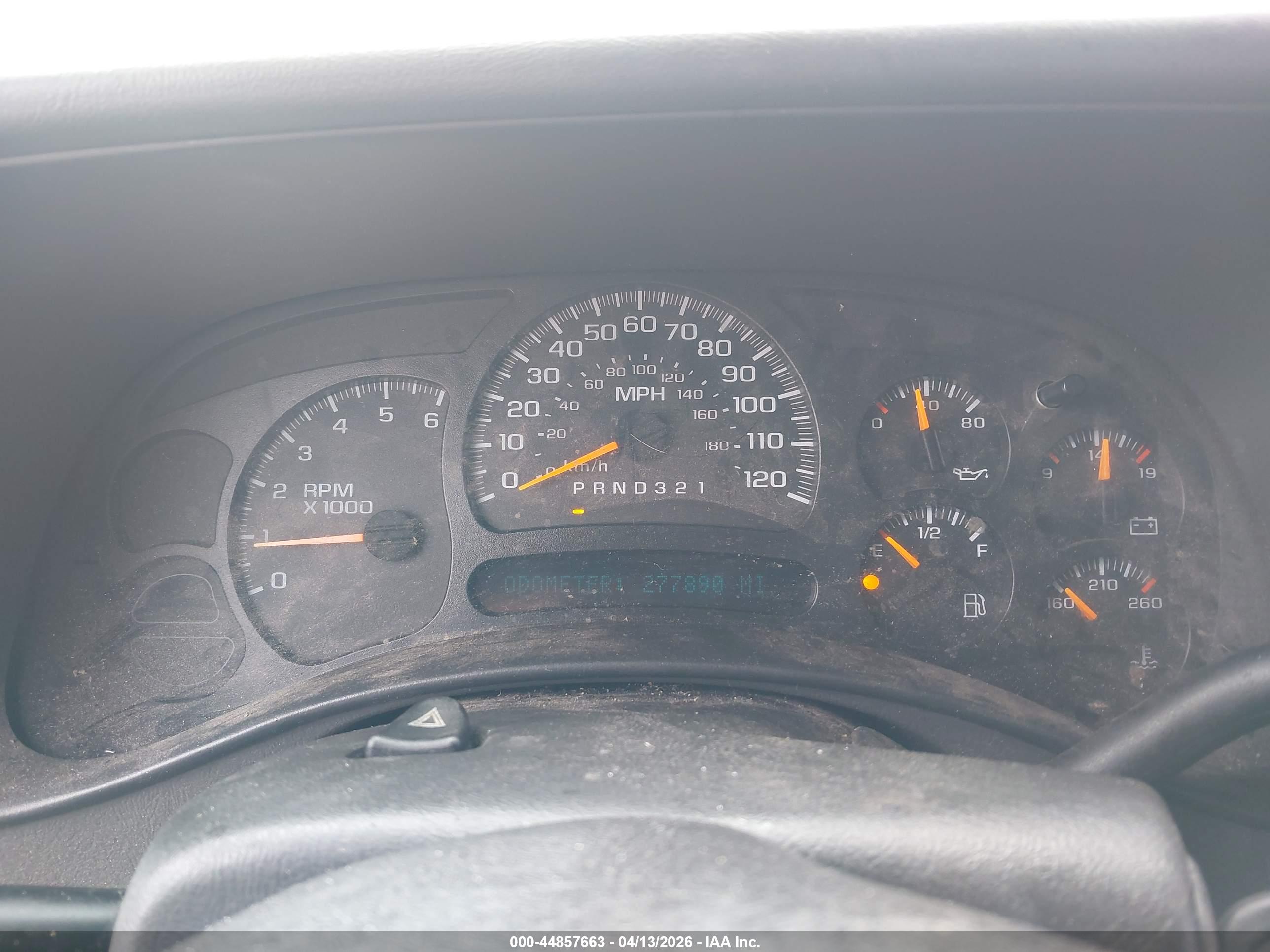 CHEVROLET SILVERADO image 7