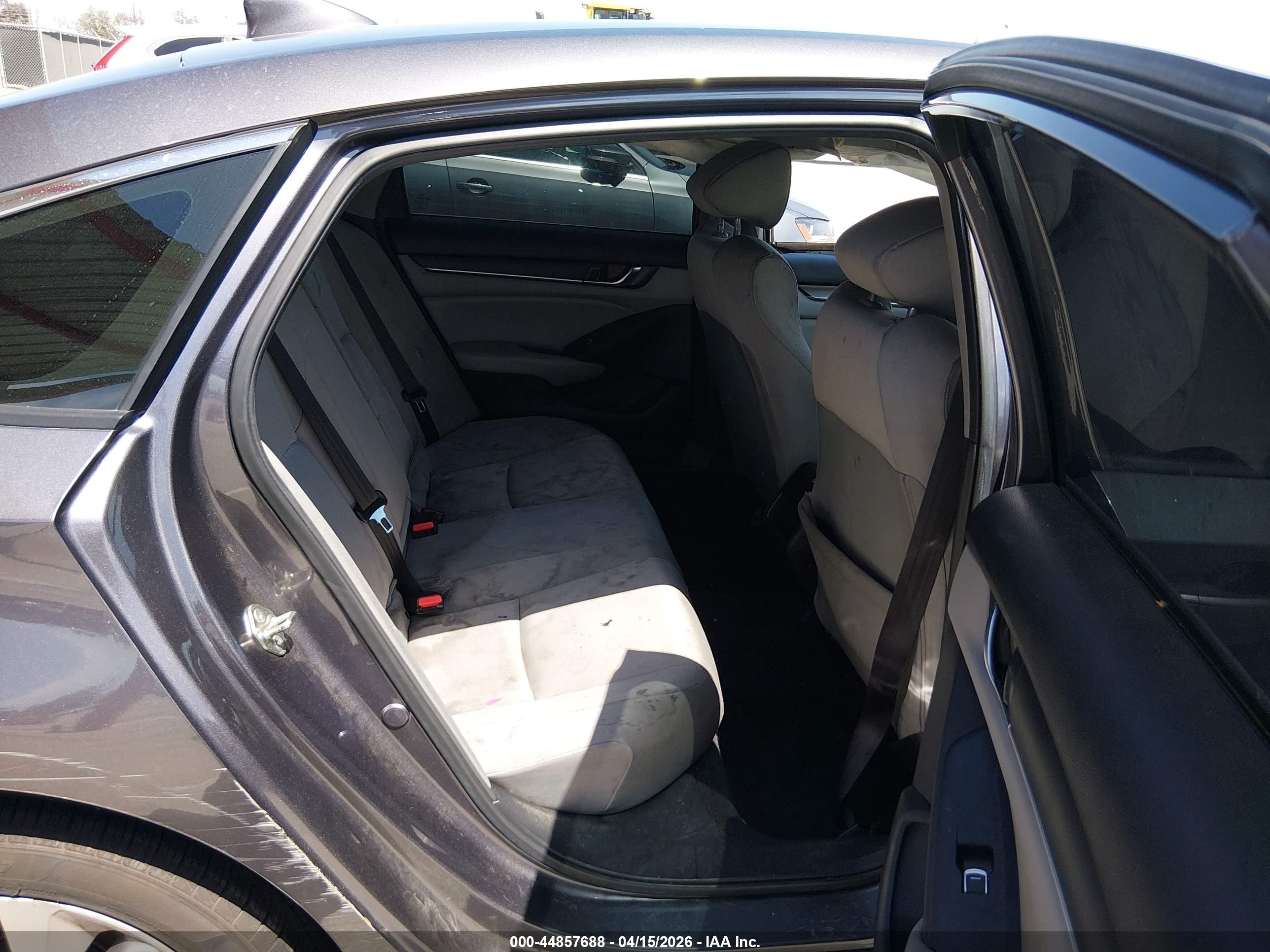 HONDA ACCORD image 8