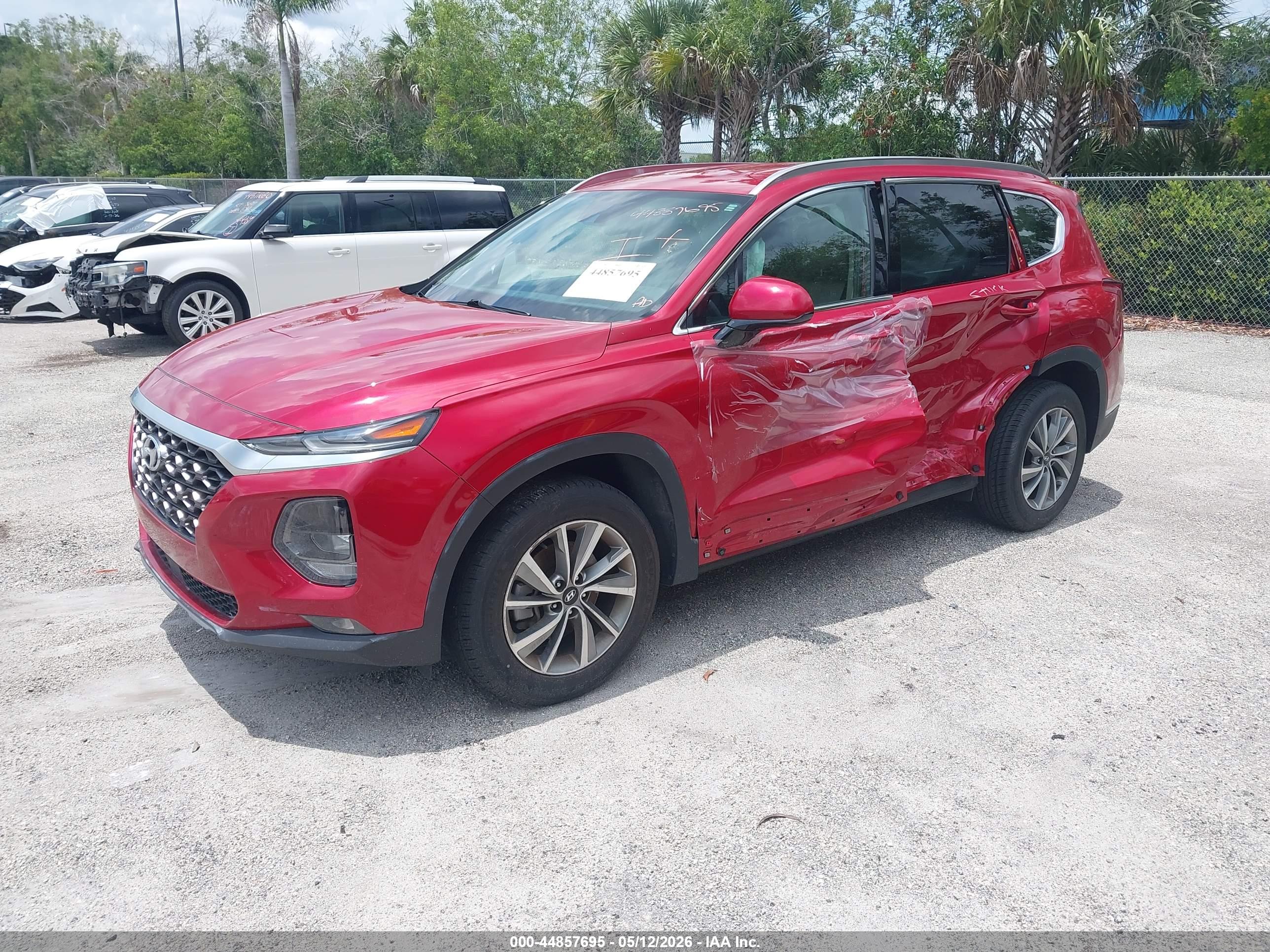 HYUNDAI SANTA image 2