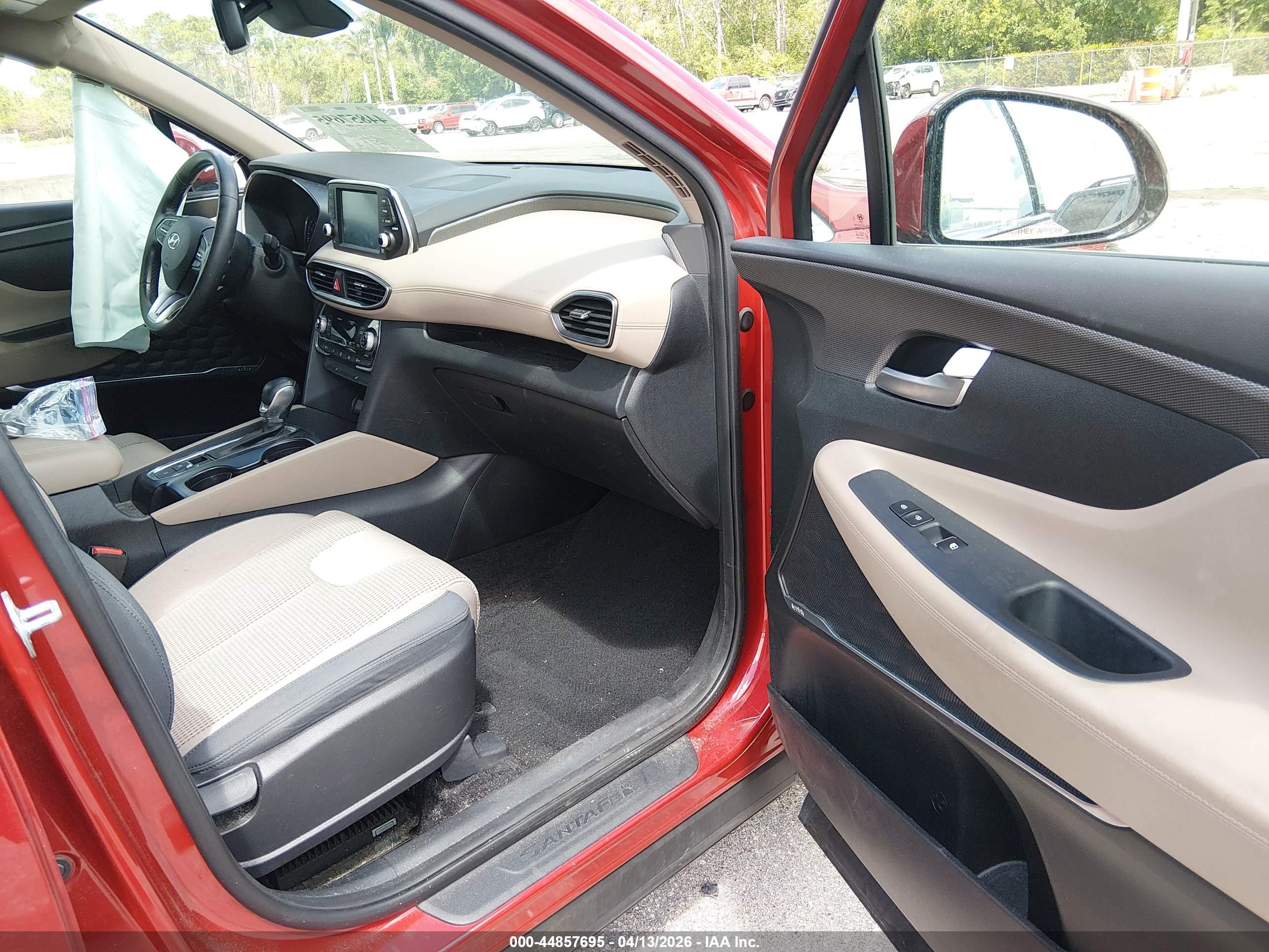 HYUNDAI SANTA image 5