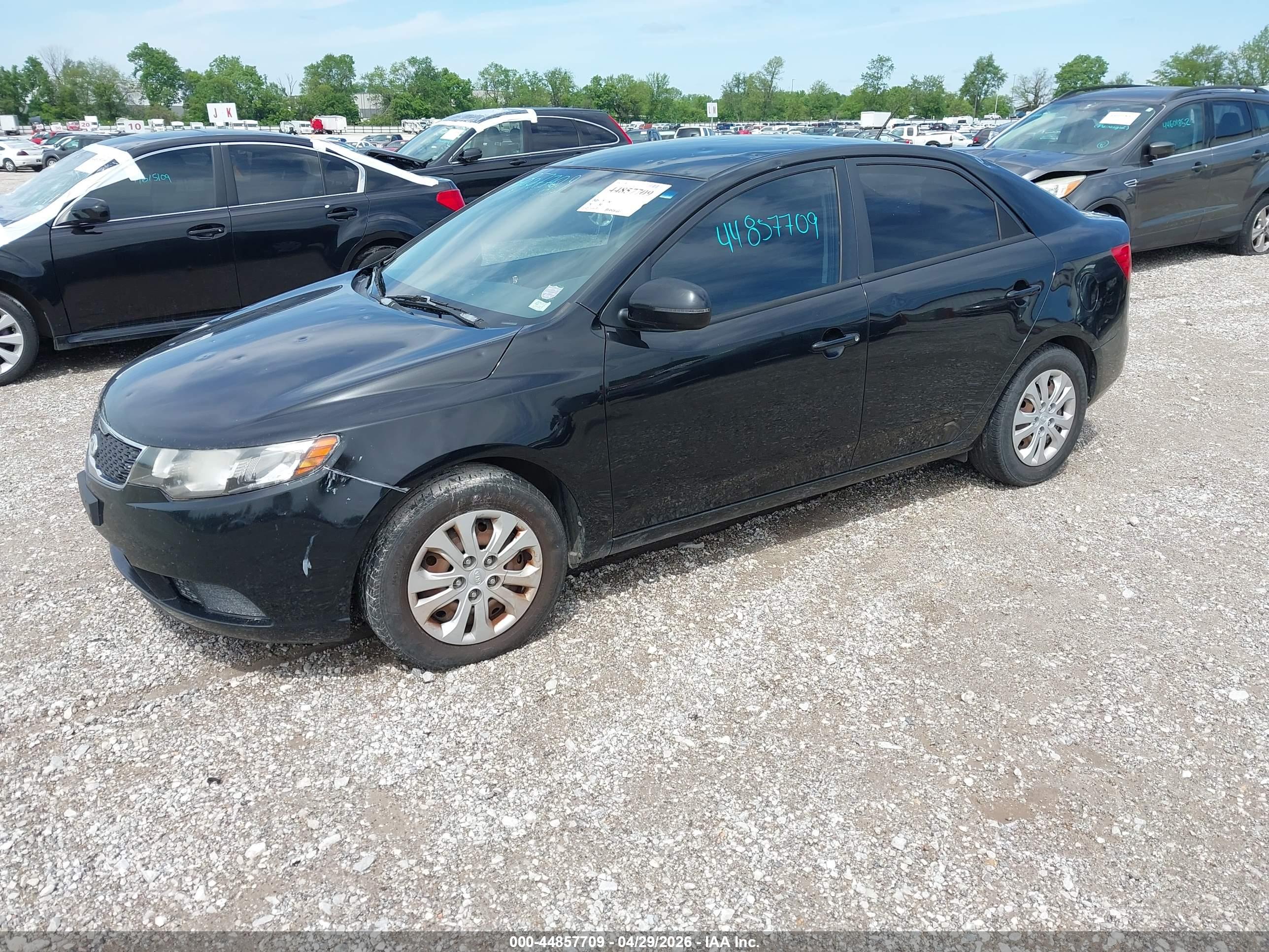 KIA FORTE image 2