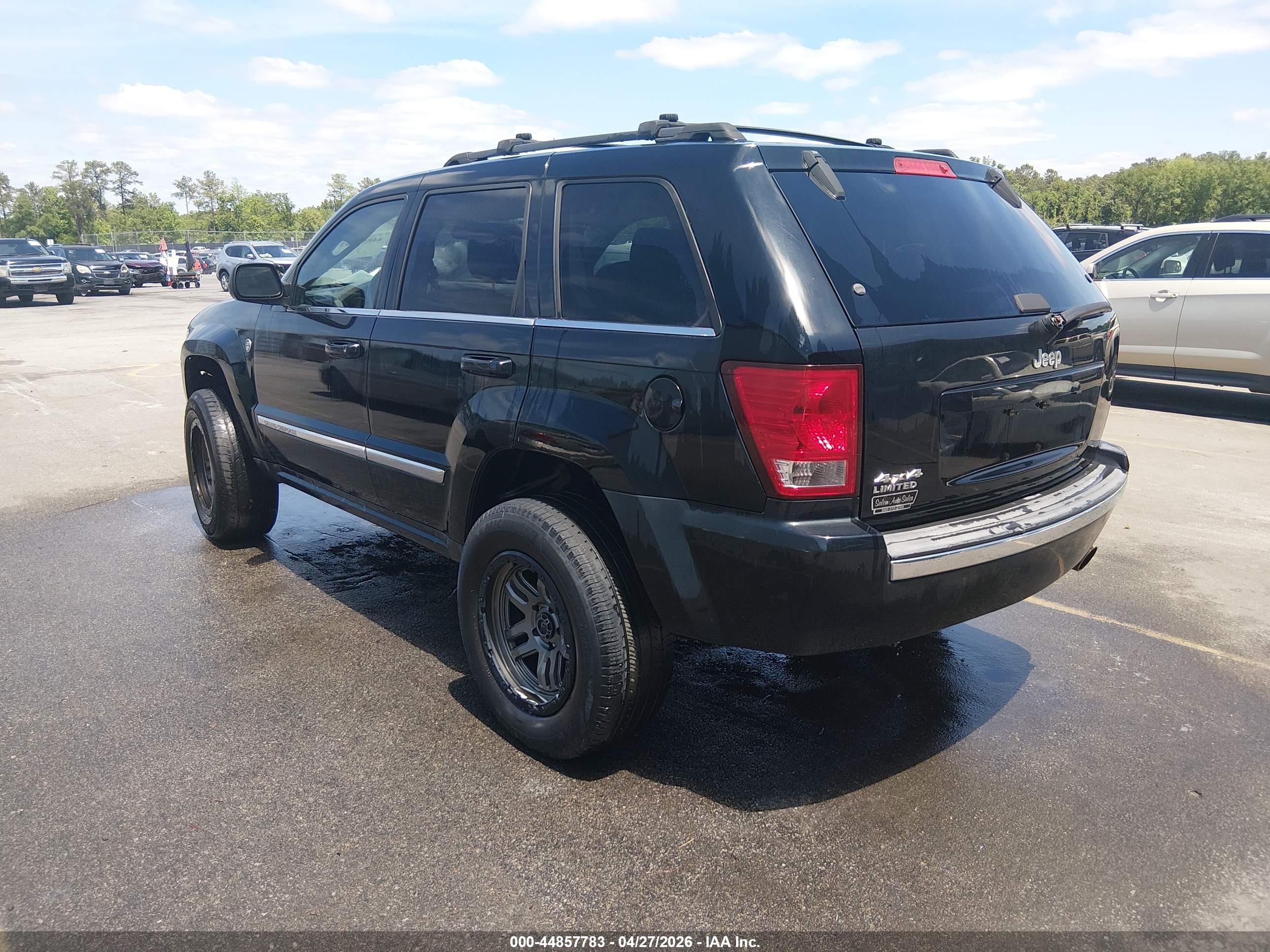 JEEP GRAND image 3