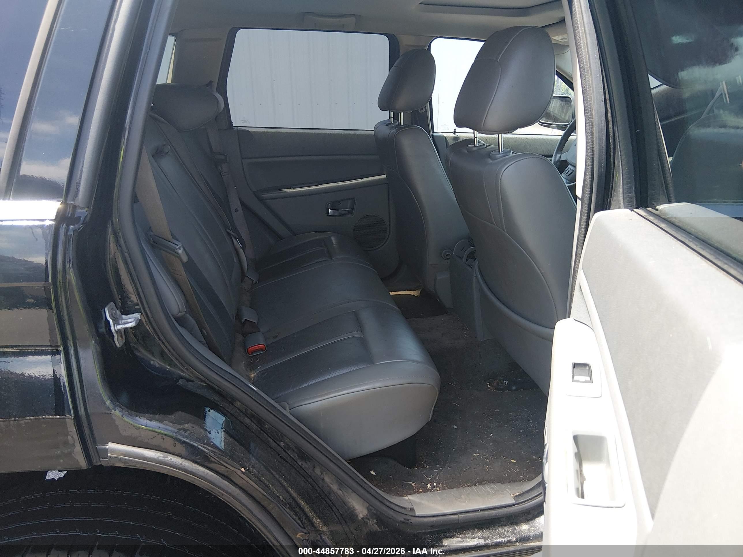 JEEP GRAND image 8