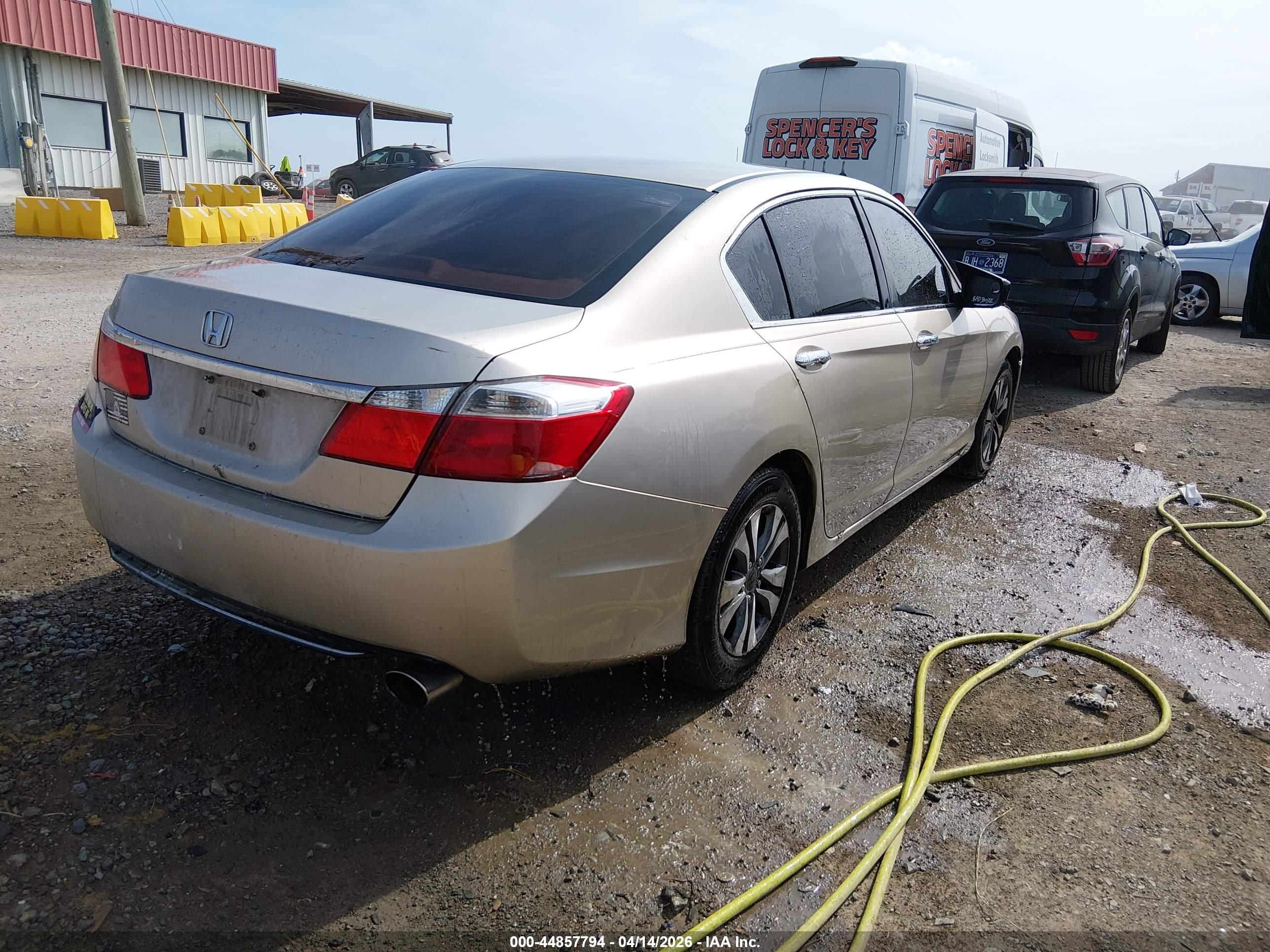 HONDA ACCORD image 4