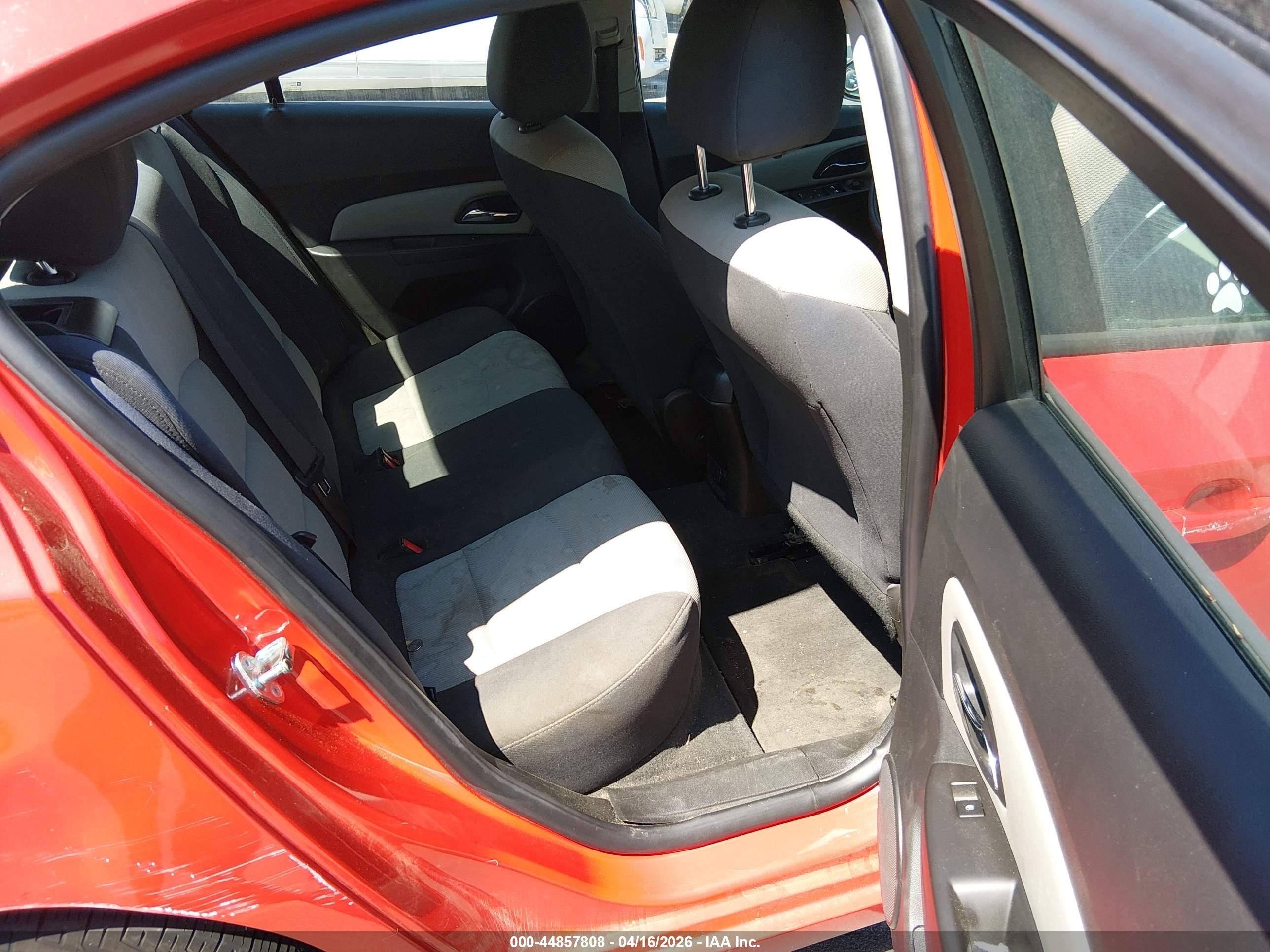 CHEVROLET CRUZE image 8