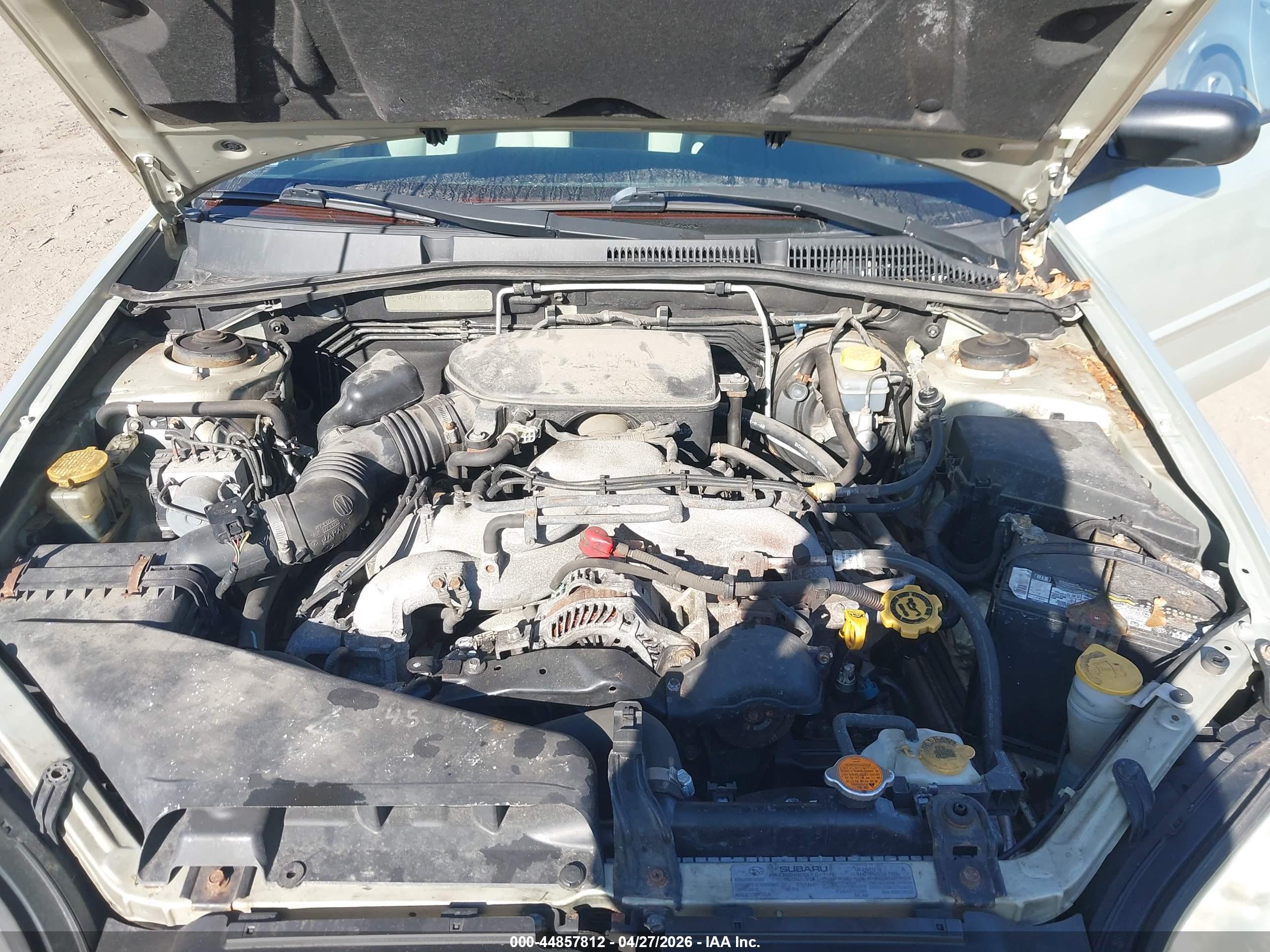 SUBARU OUTBACK image 10