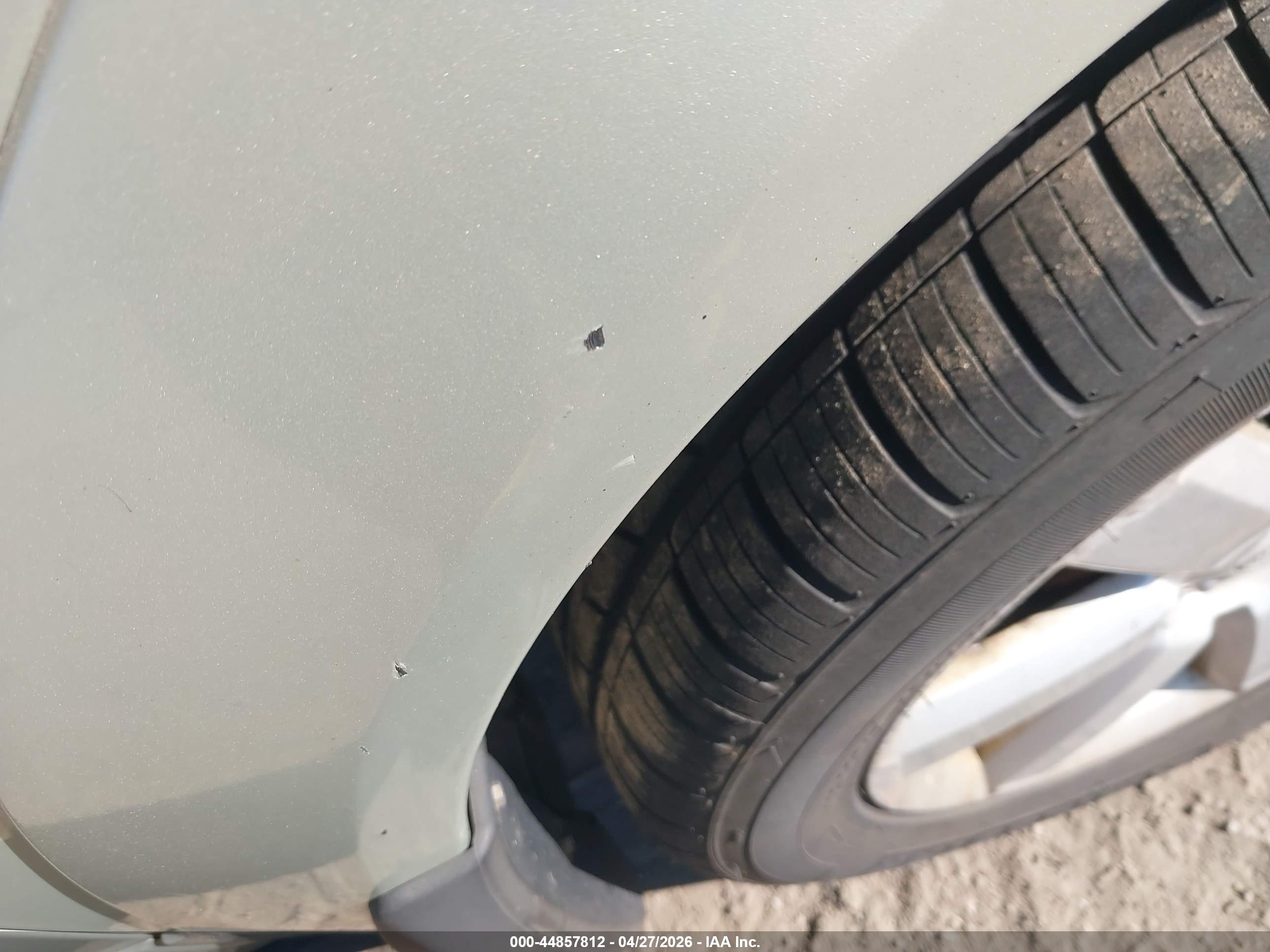 SUBARU OUTBACK image 6