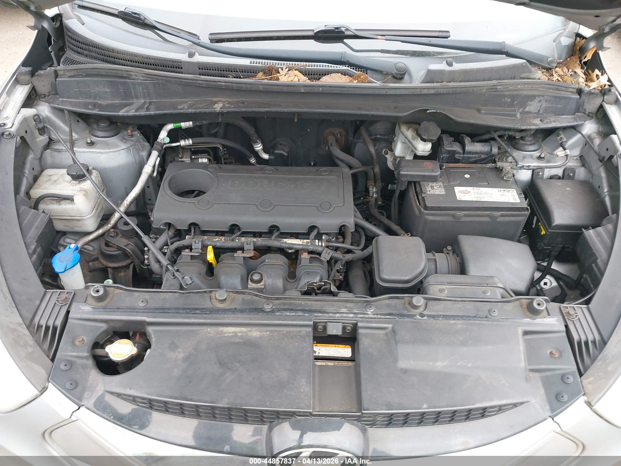HYUNDAI TUCSON image 10