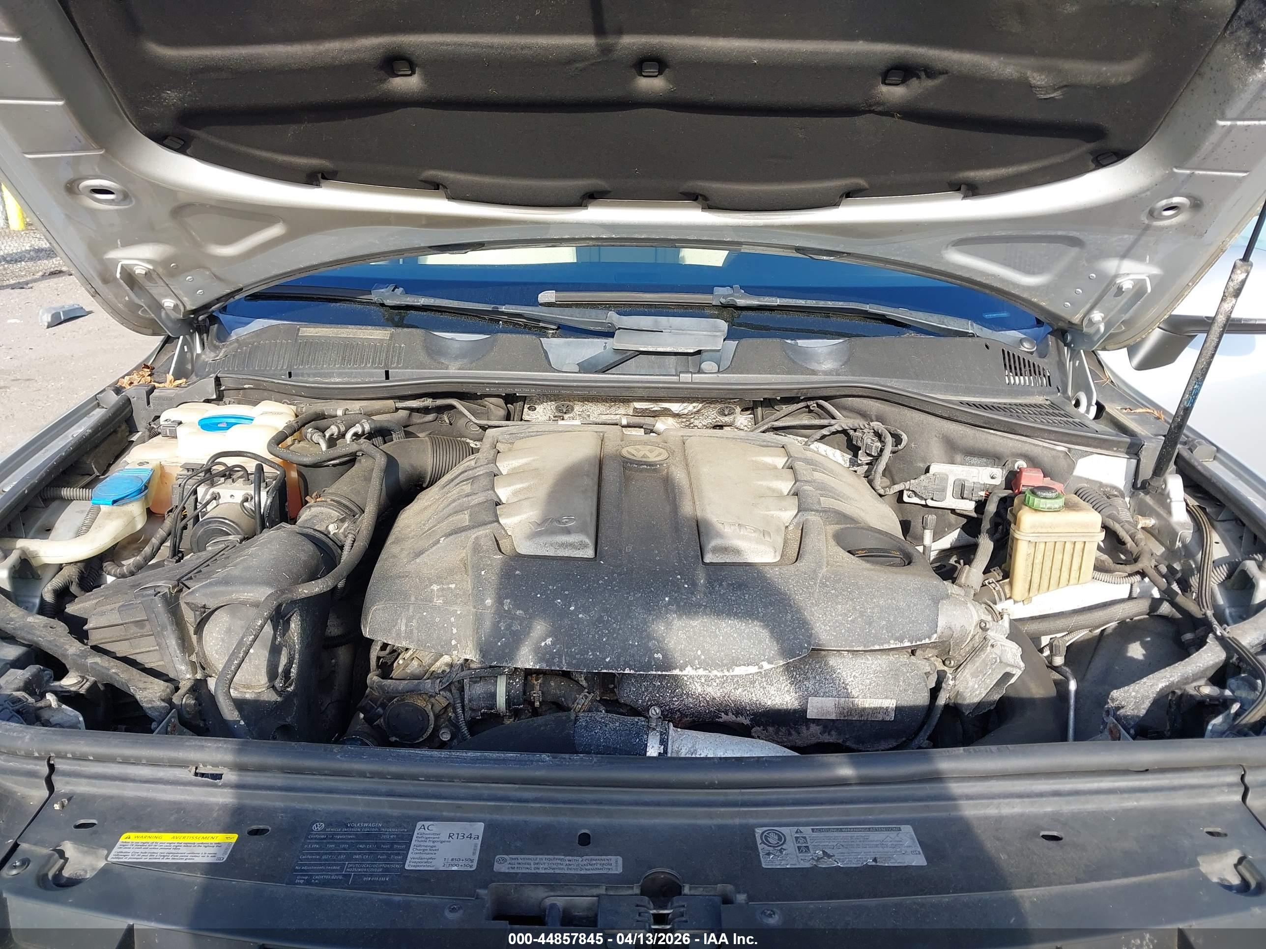 VOLKSWAGEN TOUAREG image 10