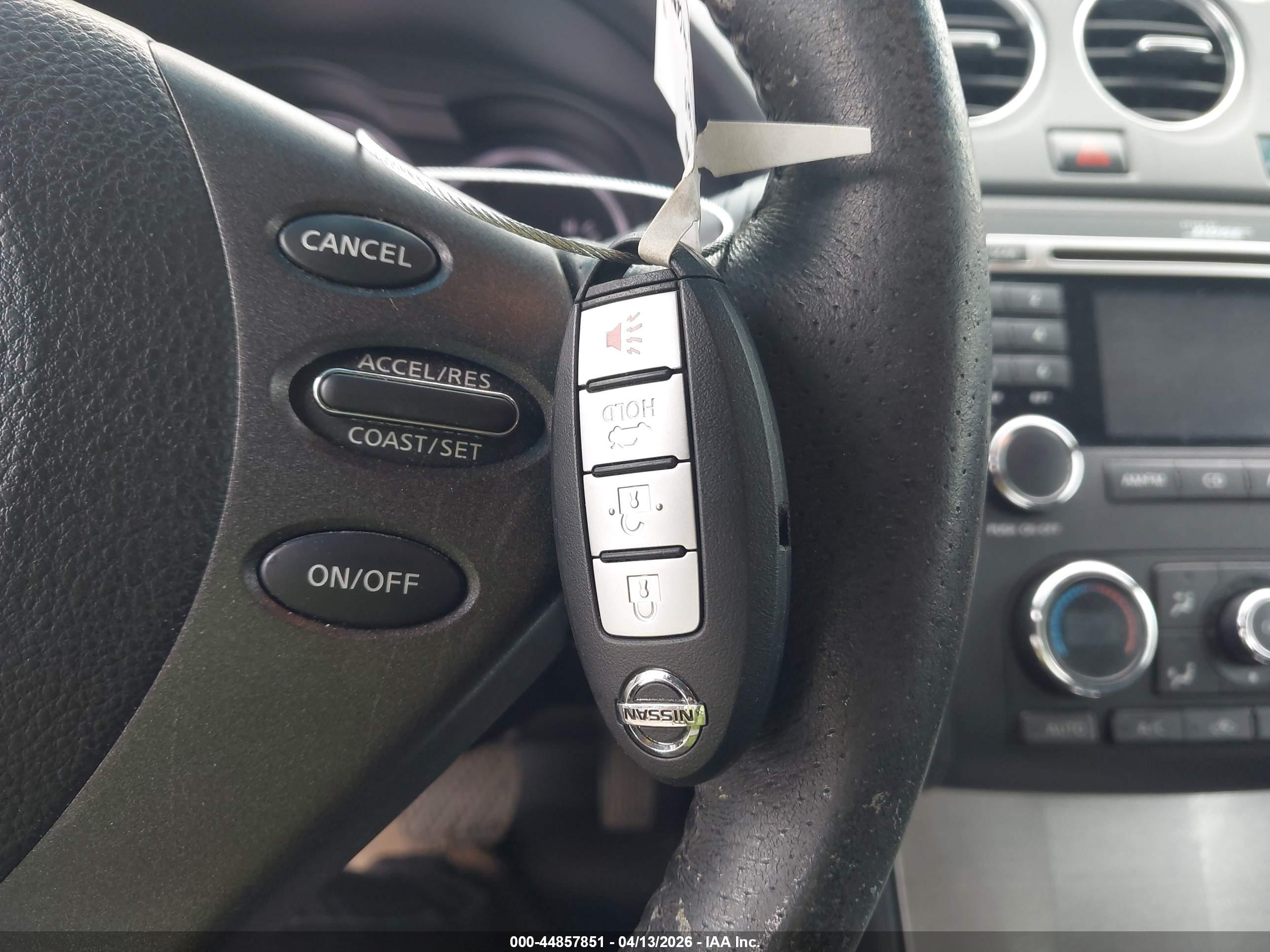 NISSAN ALTIMA image 11