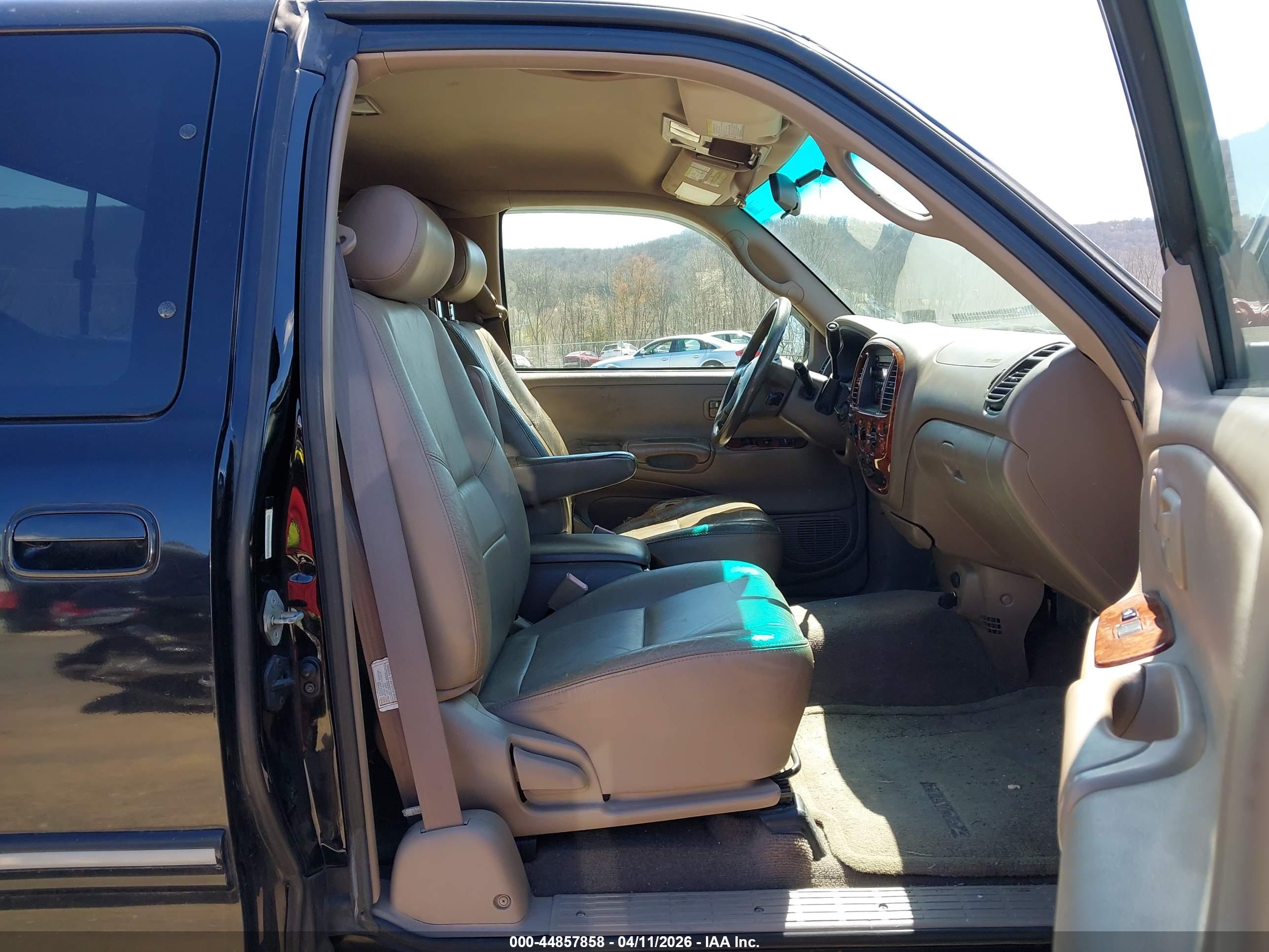 TOYOTA TUNDRA image 5