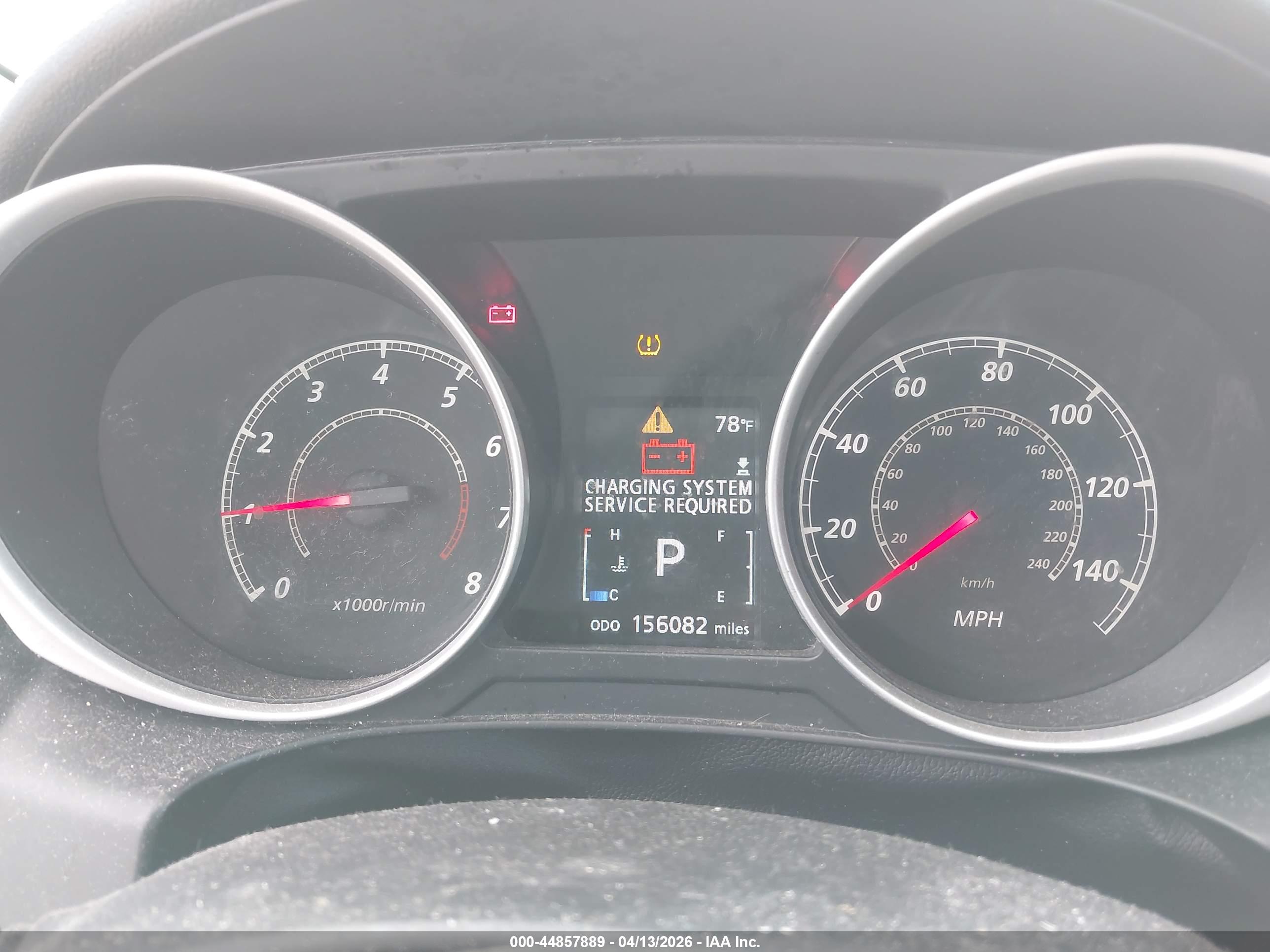 MITSUBISHI OUTLANDER image 7